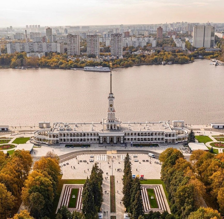 Локации для фотосессий в Москве. Фотограф, фотосессии «Всё включено» в Симферополе и Москве, фототуры по Крыму