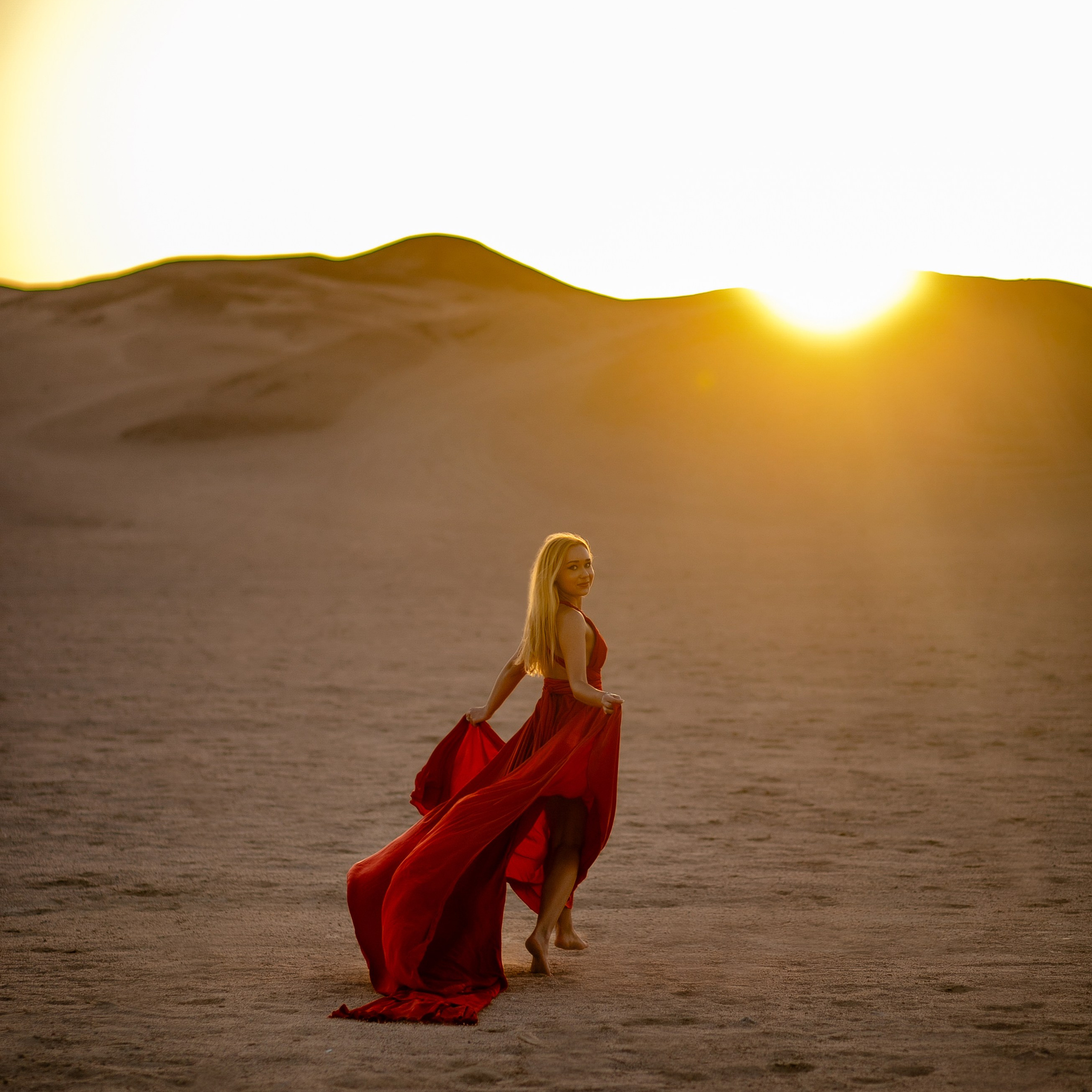 Контакты. Фотограф Полина Рыкова