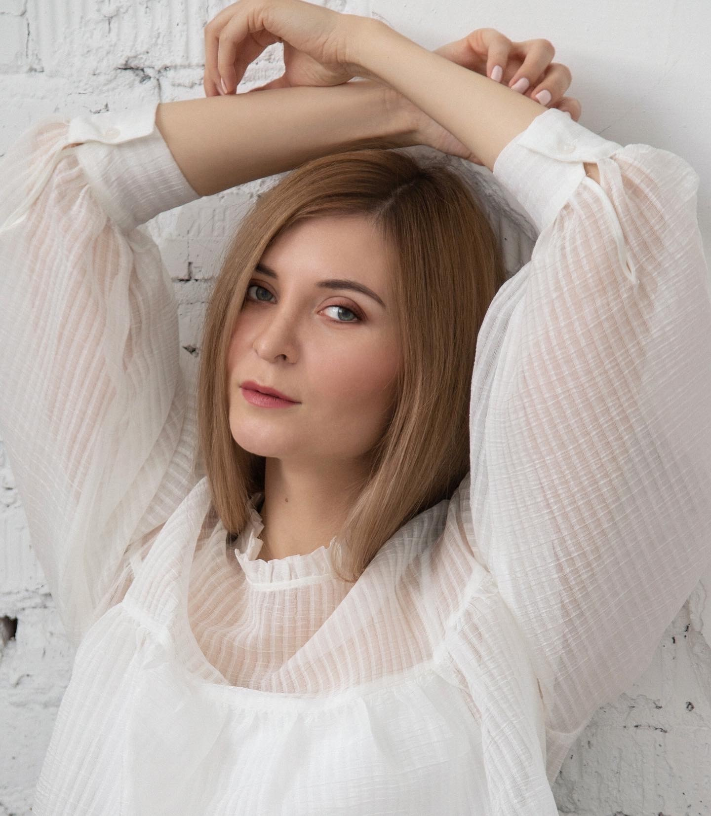 Информация о фотографе Кулаковой Елене из Москвы. Контент фотограф в Москве и области Елена Кулакова