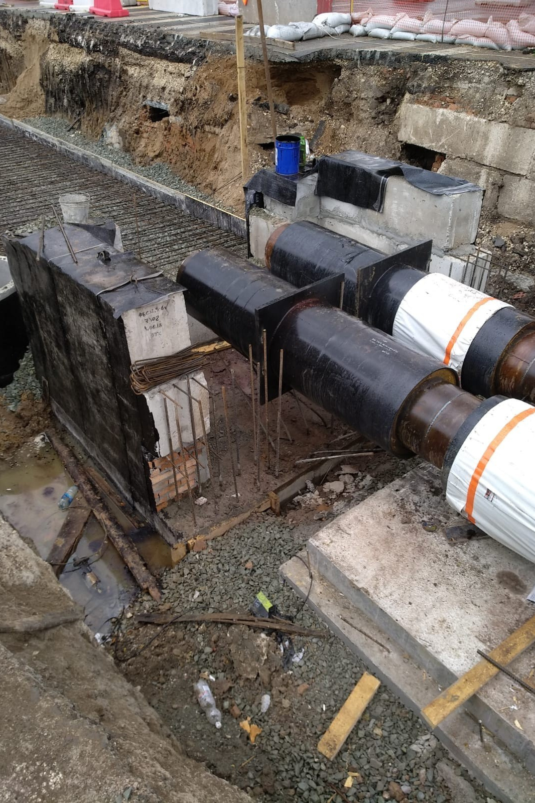 Фотографии рабочего процесса. Монолитное строительство домов в Самаре