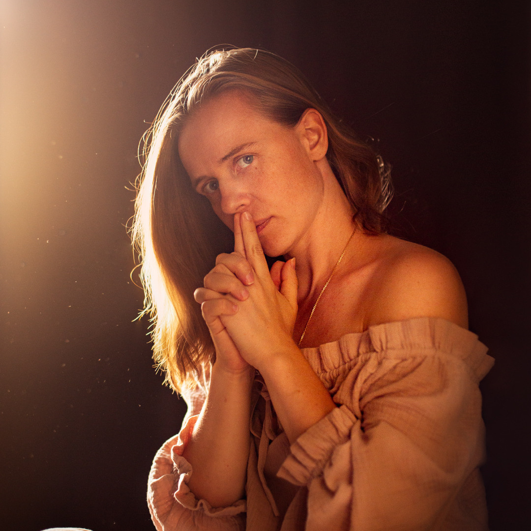 Контакты. Фотограф Катерина Захарова