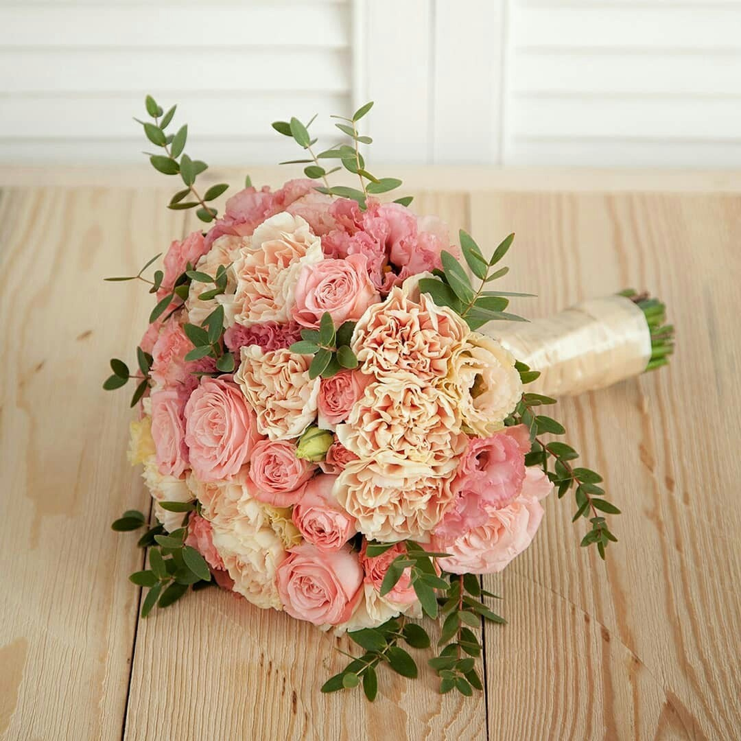 Пудровый свадебный букет. Флорист Маргарита Гладкова