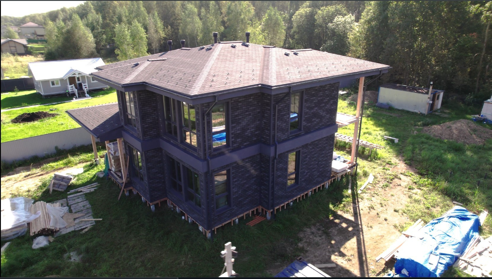 Видео фасада частного дома — монтаж и цветокоррекция | кейс. Фотограф и 3D-визуализатор в Истре — фото, видео, визуализация