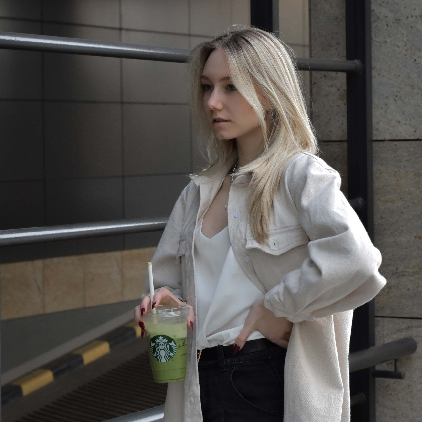 Контакты. Портретный фотограф в Москве Жученко Анна