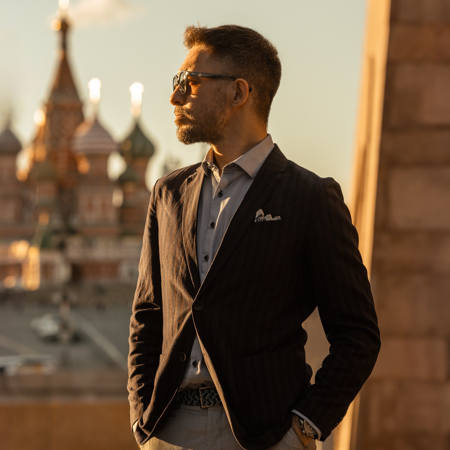 Контакты. Рекламный, предметный, репортажный, семейный фотограф и художник в Москве