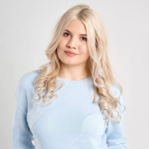 Девушки модели plus size для фотосессии аксессуаров в Казани.