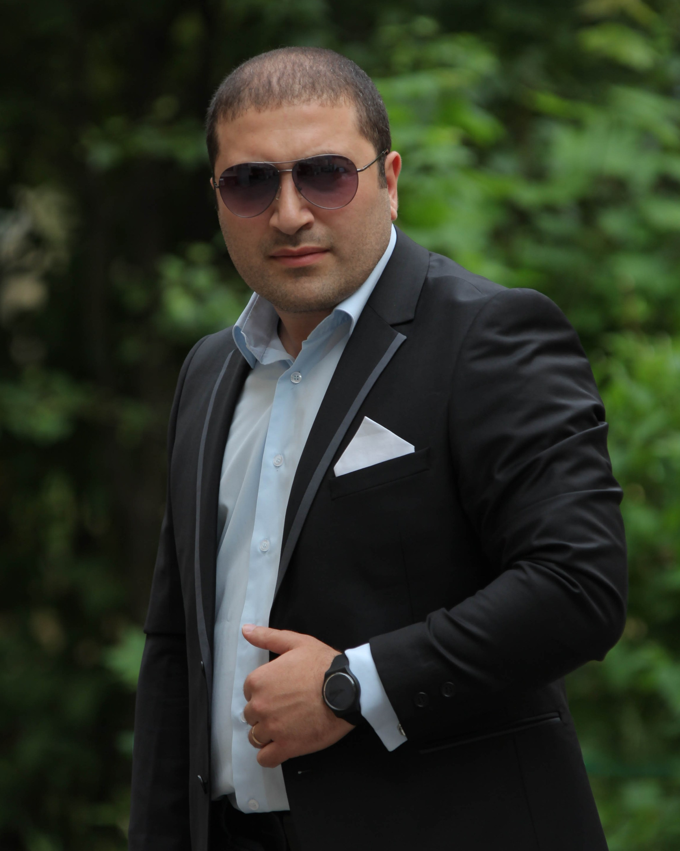Контакты. Photographer Babayan Gurgen