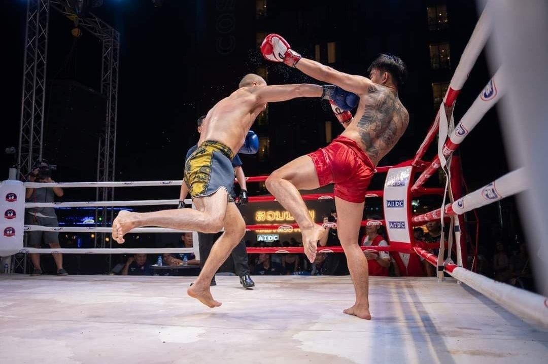 Клуб единоборств, тайского бокса и джиу-джитсу KLETKA