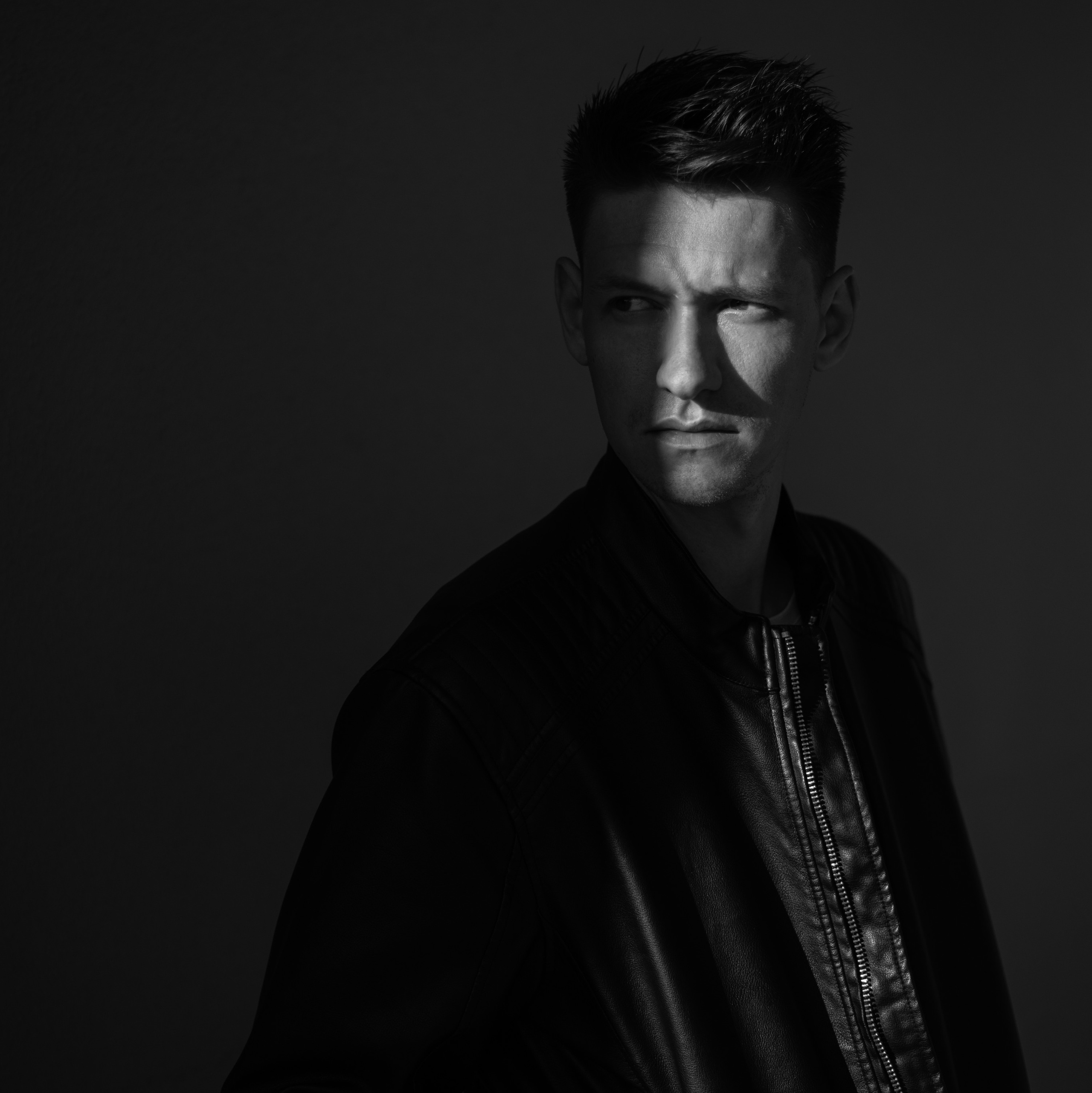 Контакты. Кирилл Бутлович фуд фотограф, Киров