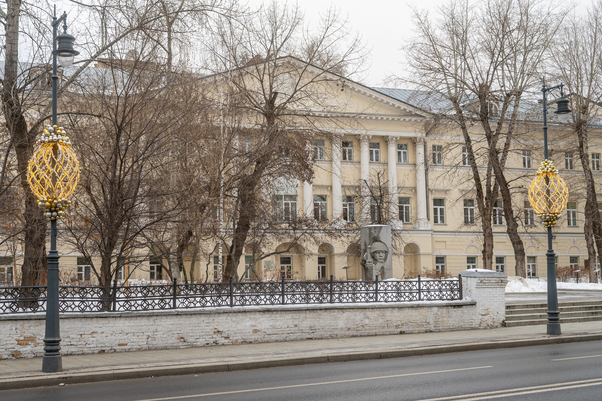 Наталья Шумова - аттестованный экскурсовод по Москве. П&П — Полезное с Приятным. Фотоэкскурсии — Москва на память. Экскурсовод и фотограф в Москве. Увези столицу в своём альбоме!