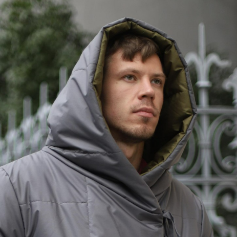 Эффектные образы мужчин моделей для вашей товарной съемки.