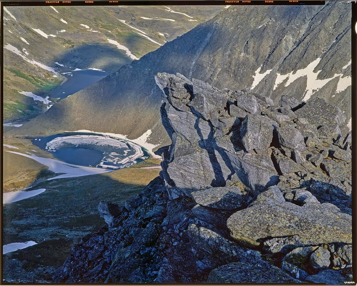 Полевая фотосъёмка форматными камерами. Multica. Мастерская камер большого формата