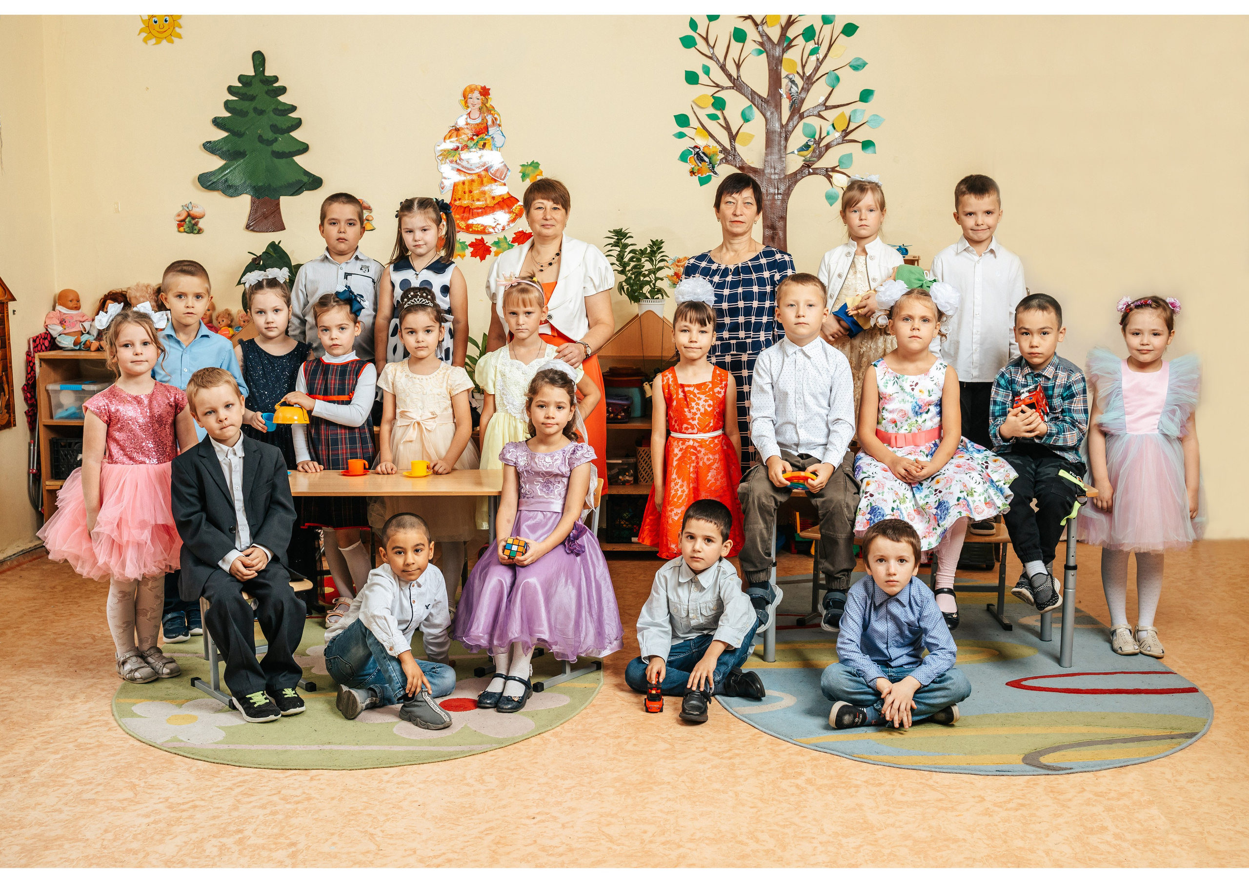 Мини Сад. Студия школьной фотографии в Твери. Выпускные альбомы в Твери