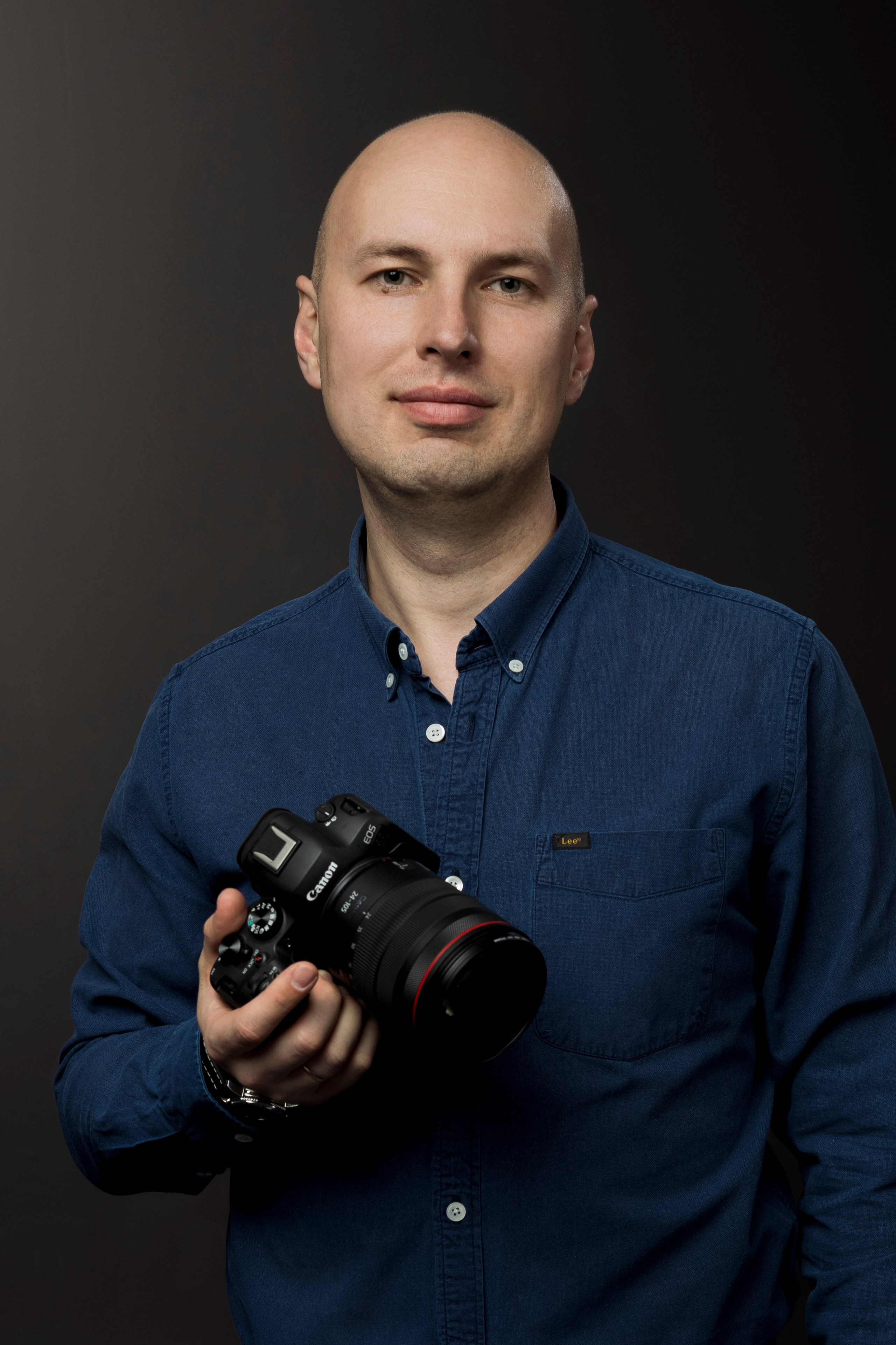 Как связаться с фотографом Роман Карбышев Профессиональная съемка в Санкт-Петербурге. Репортажный фотограф | Снимки за 3 дня | СПБ и ЛО