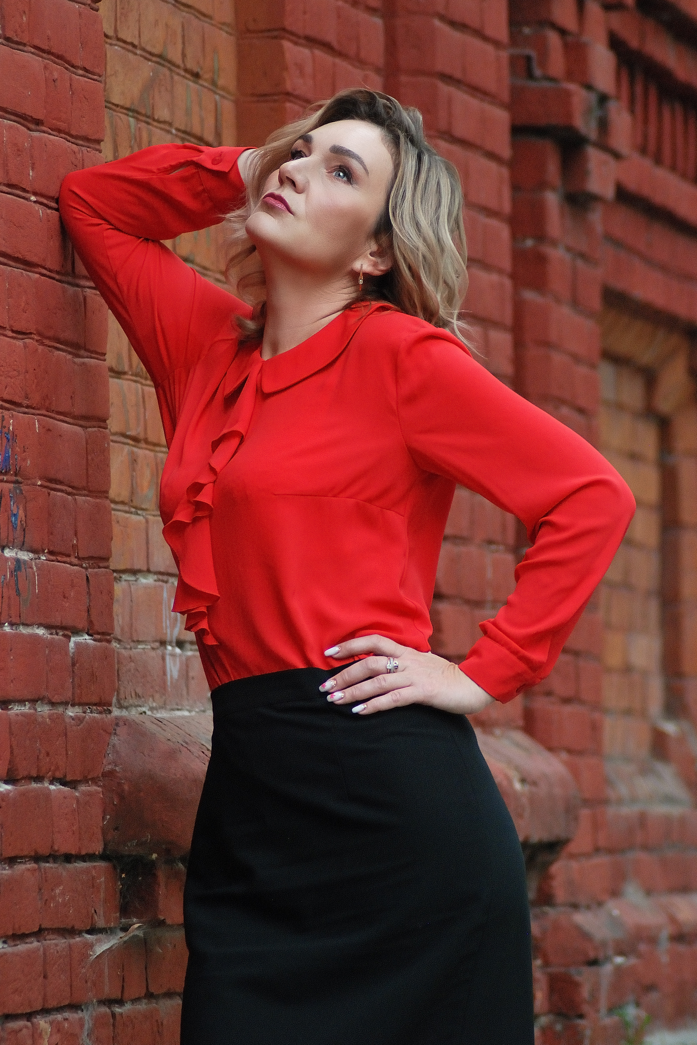 Женский портрет на фотопрогулке в Сызрани от фотографа Дмитрия Кищенко.