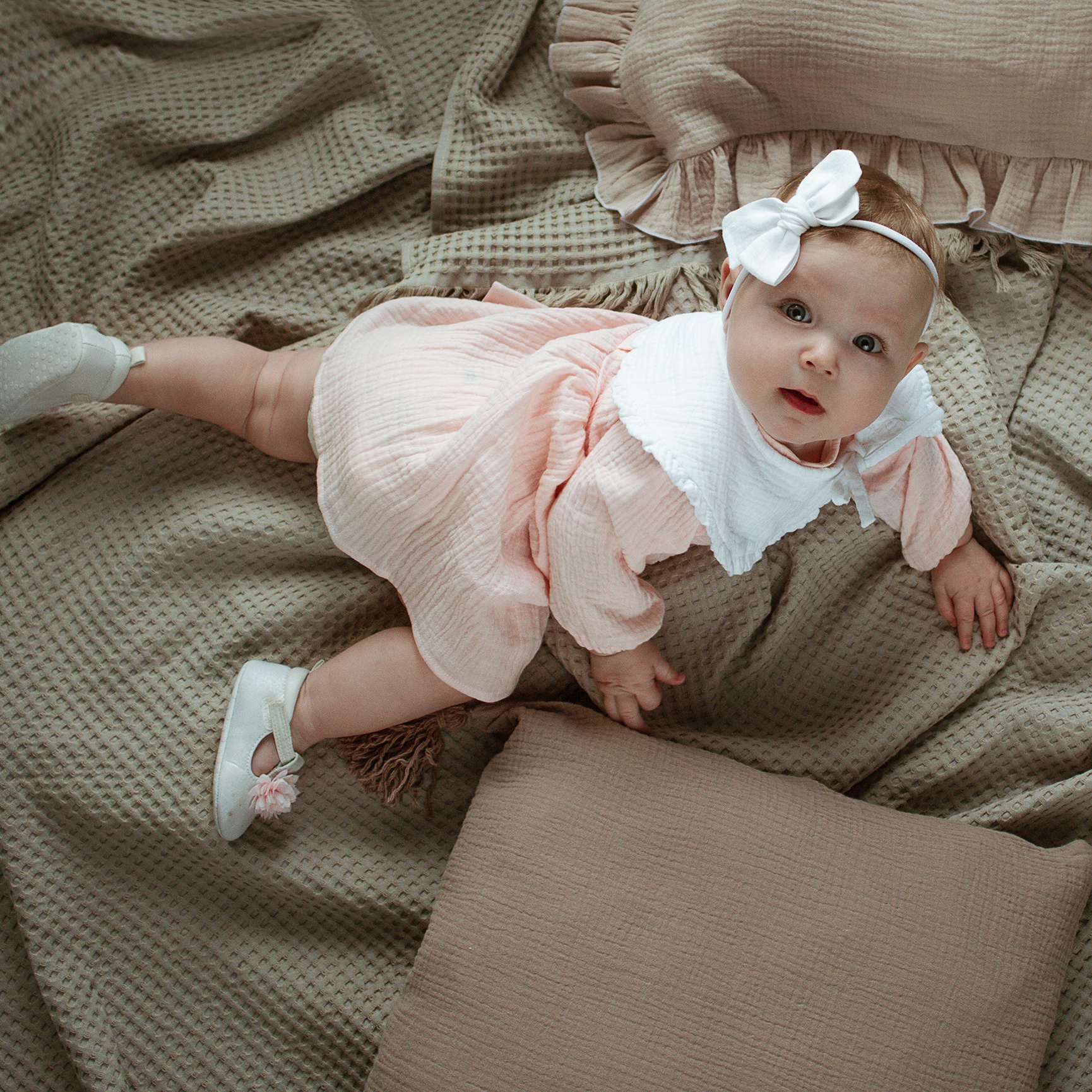 035 Платье со съемным воротничком. Эко-одежда для детей