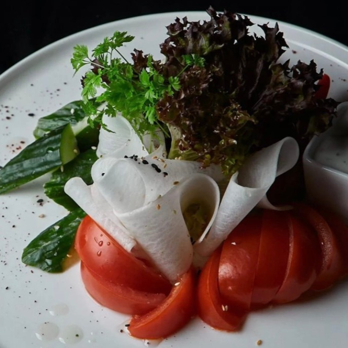 Горячие | холодные закуски. Izmailov loft