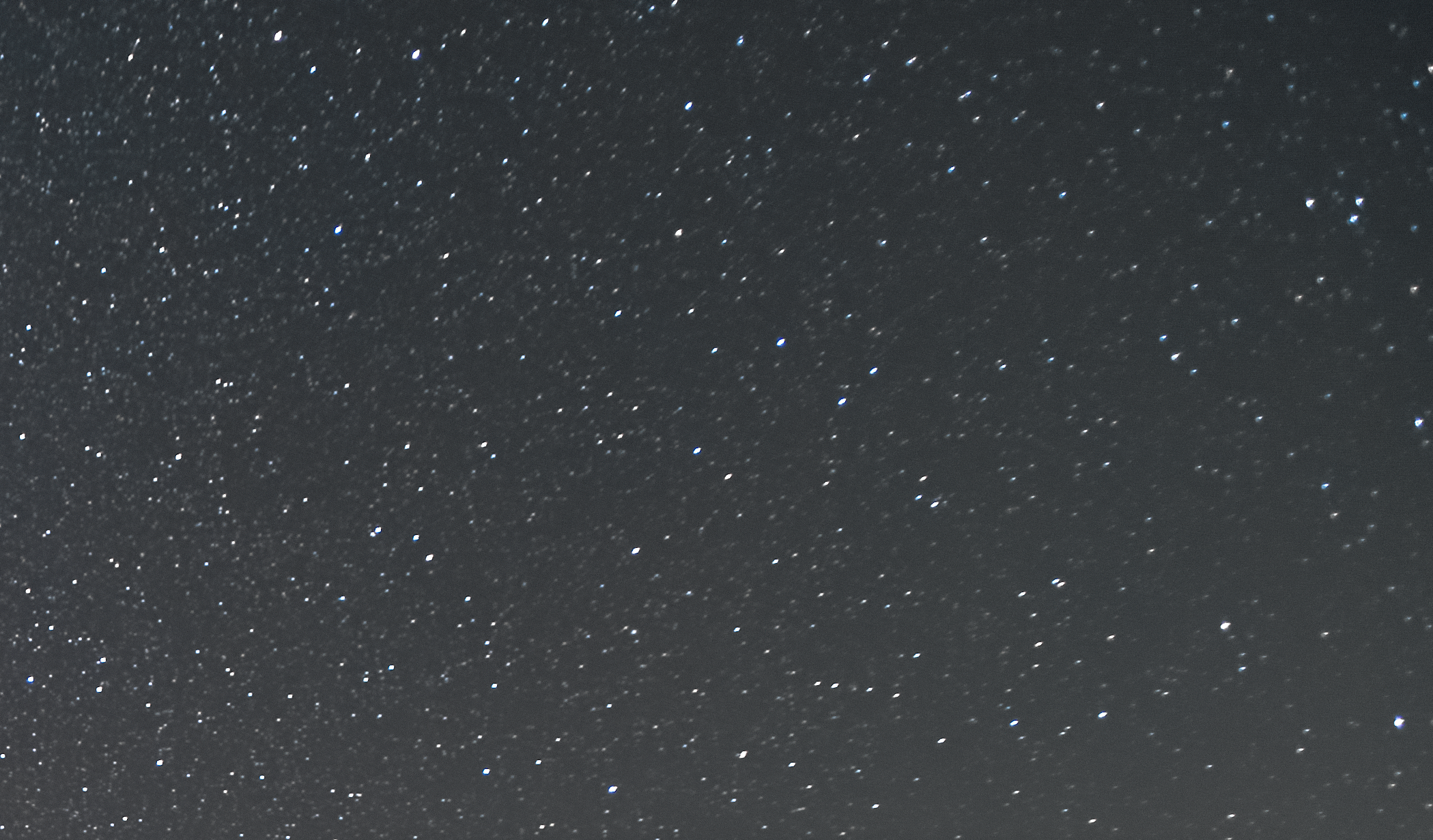 Сравнение объективов 7artisans 7,5/f2.8 и TTArtisan 7,5/f2.0. Фотограф Константин Шамин