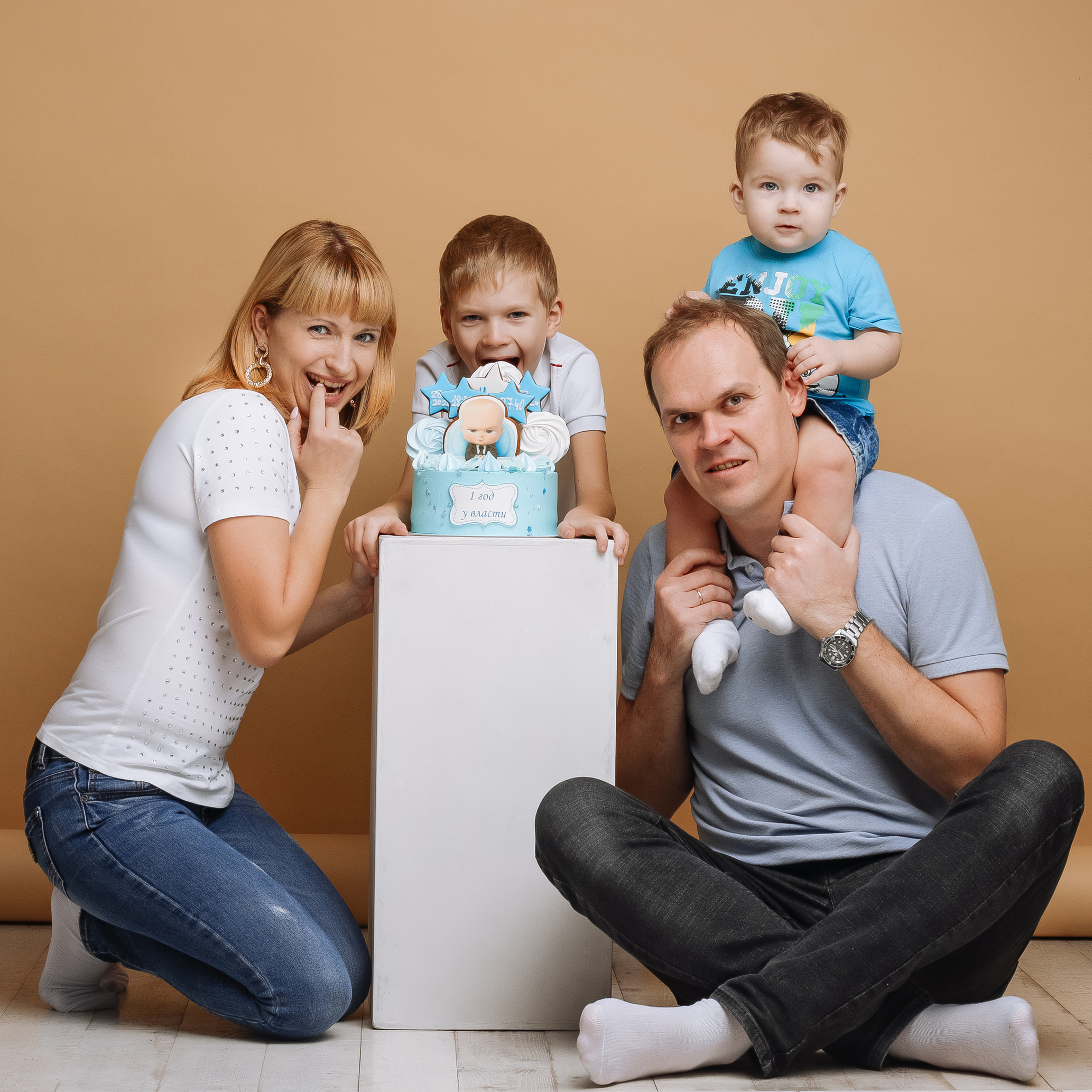 Контакты. Инфо. Wedding, romantic photo, family holidays. Workshops