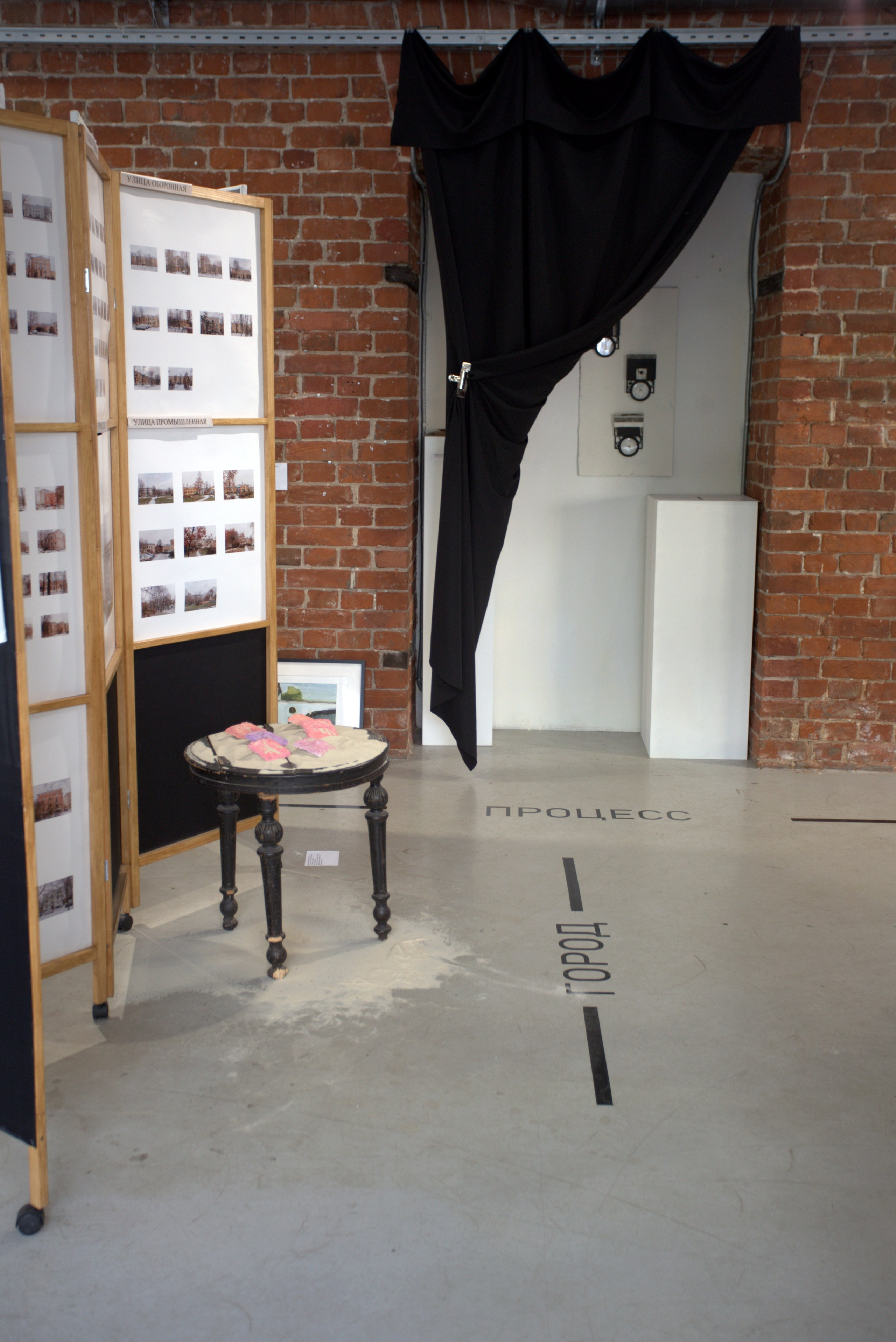 ''Нарвская застава: Фиксация/Фикция'' выставка в Прографике 26.07-11.0