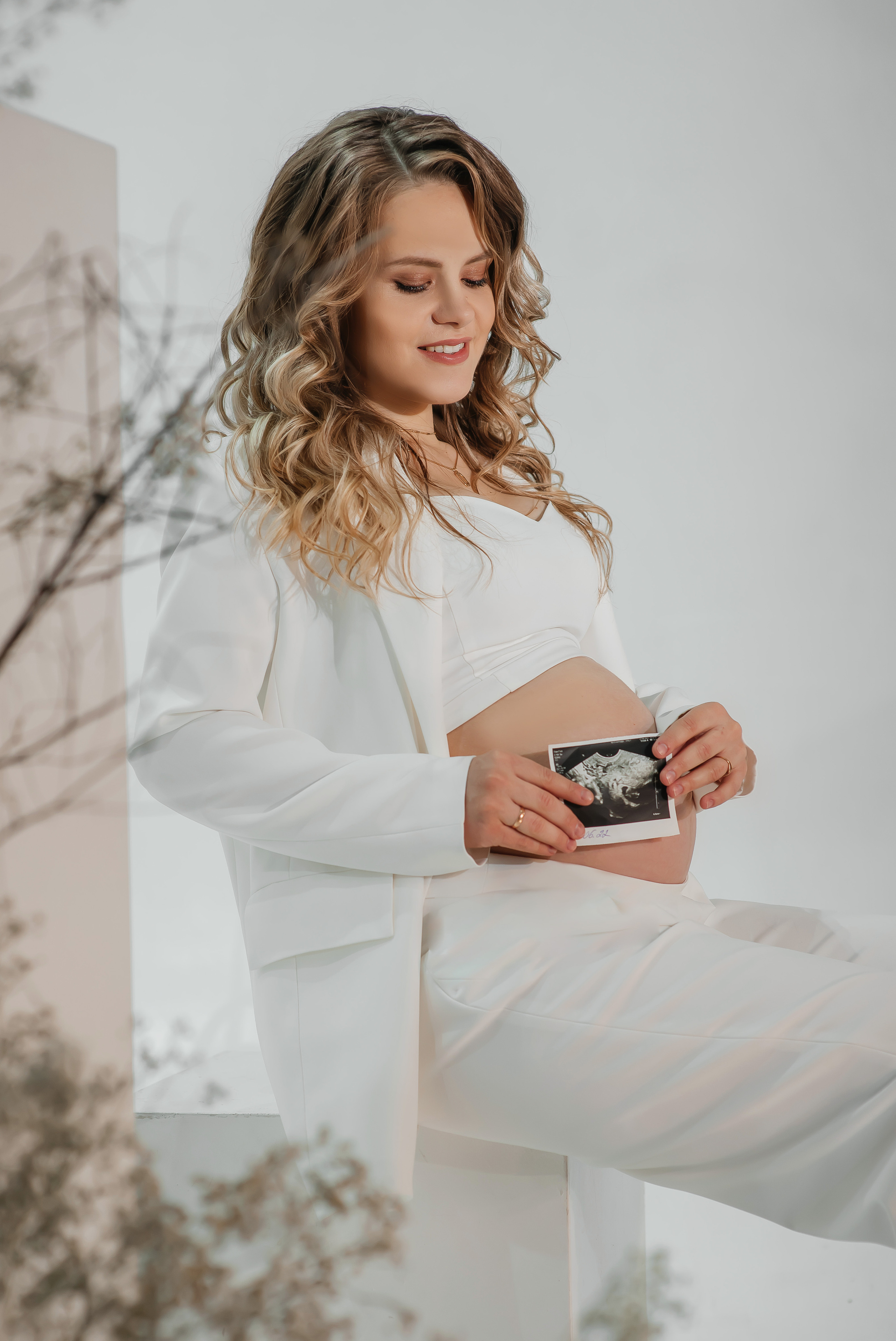 Студийная фотосессия беременности Калининград. Свадебный фотограф  Калининград | Москва|