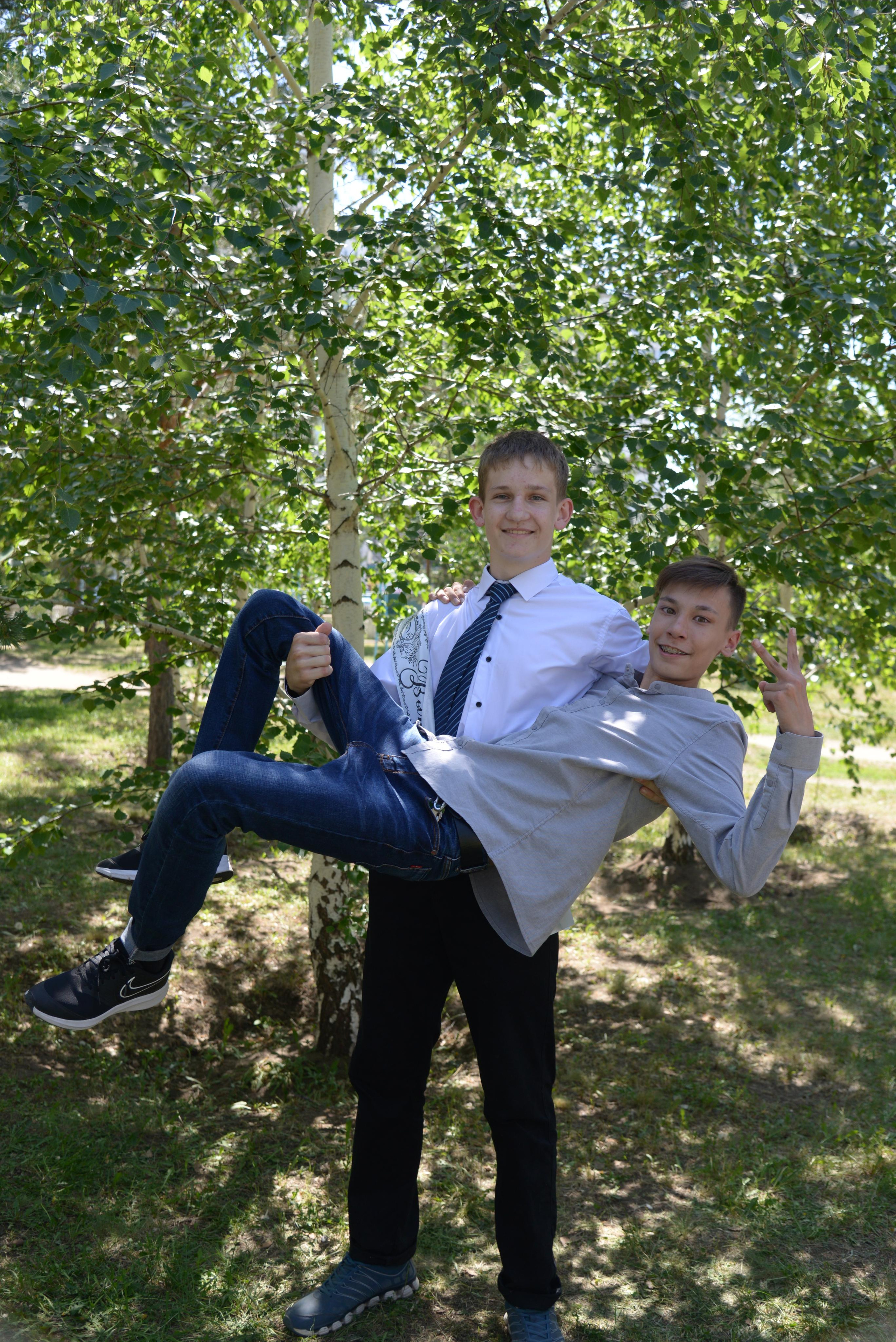 Фотограф на выпускной в школе. Детский и школьный фотограф в Костанае Рабига Сейткенова