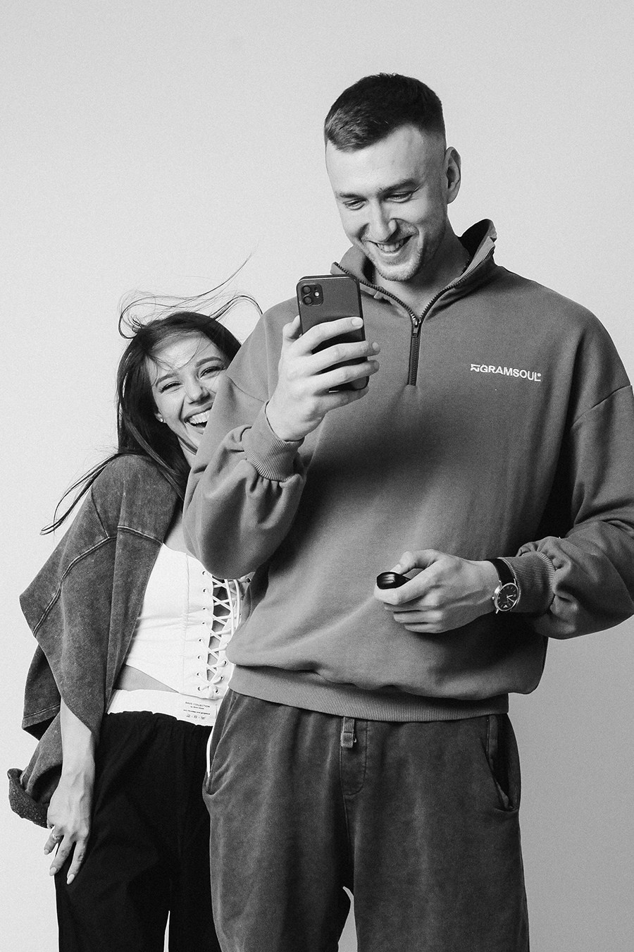 Белый фон в Автопортретной. Автопортретная Самара