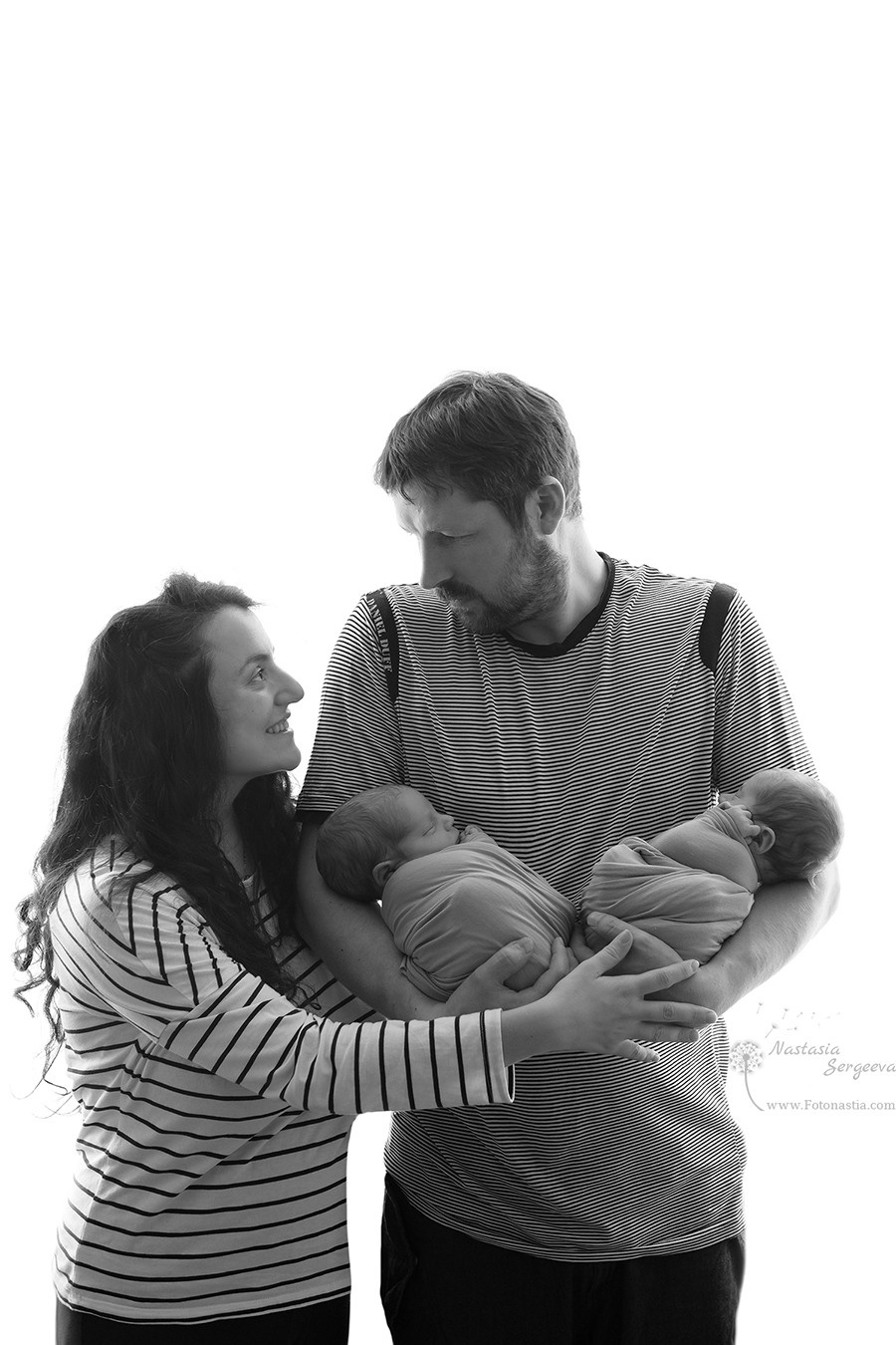 Фотосессия новорождённой двойни. Фотограф на роды и ньюборн в Санкт-Петербурге | Настасья Сергеева