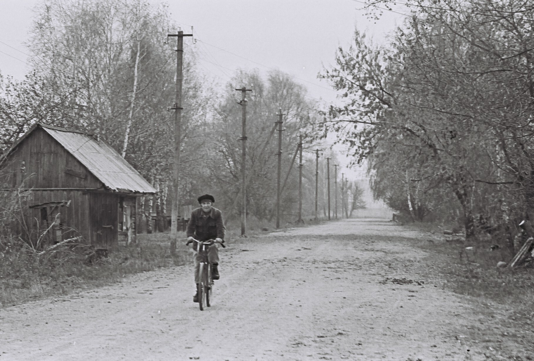 Хроника исчезающей деревни 2001–2016 года. Репортажный фотограф в Минске. Алексей Матюшков