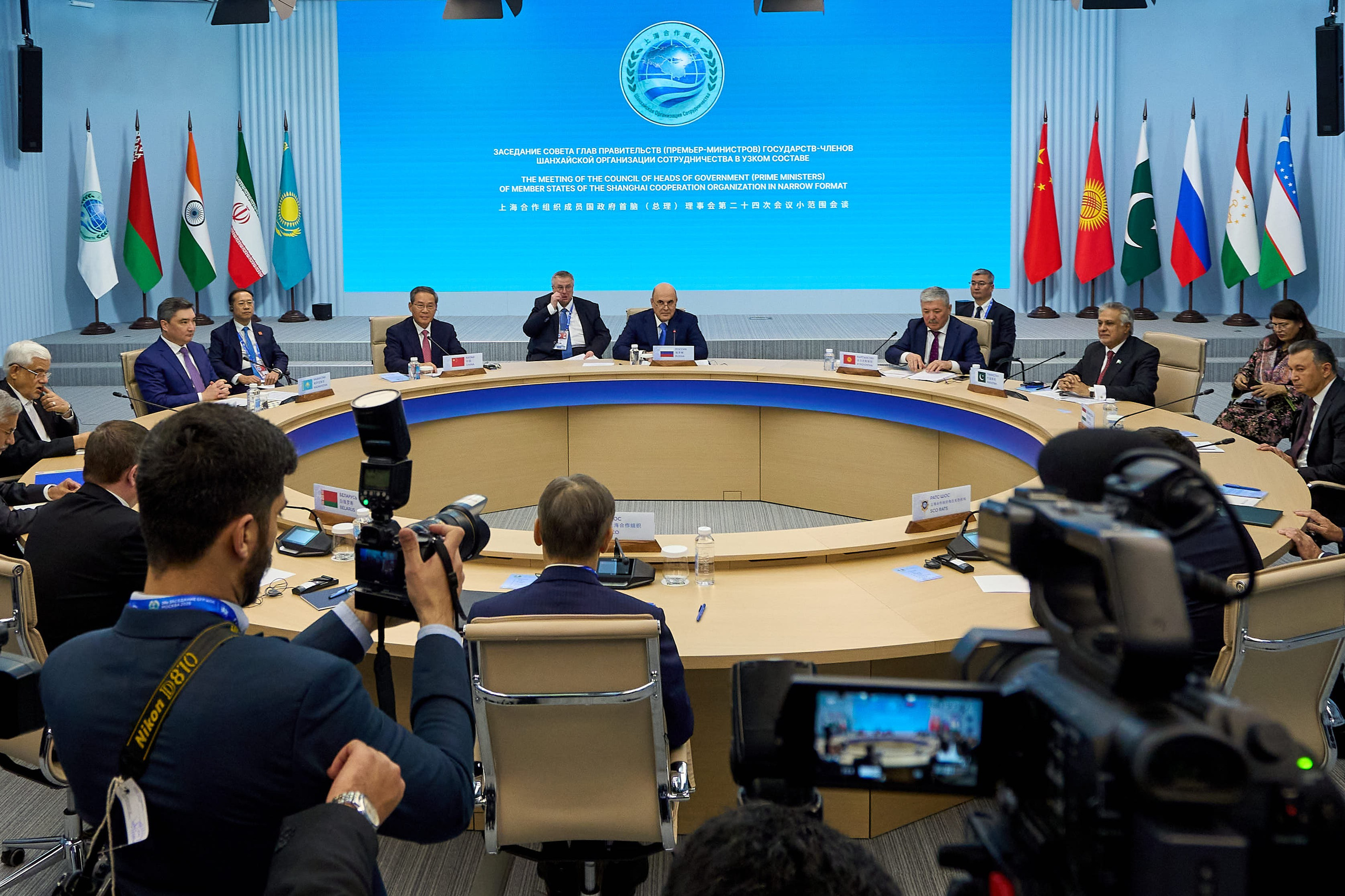 2025 год. Репортажный ивент фотограф в Москве Александр Гладкий