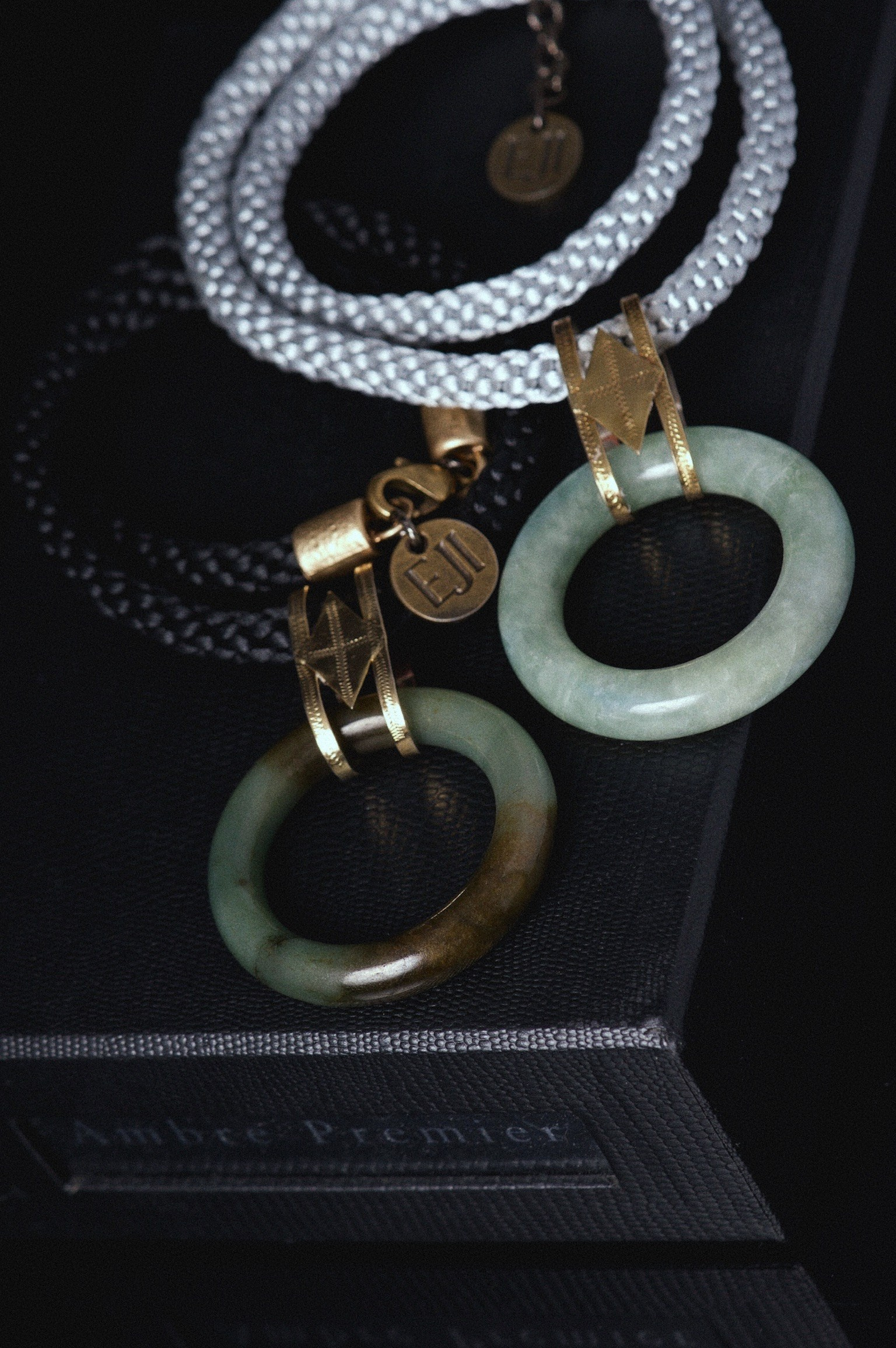 CHINATOWN — авторская коллекция украшений Евгении Миловидовой. EUGENIKA JEWELS — Идеальные украшения для избранных