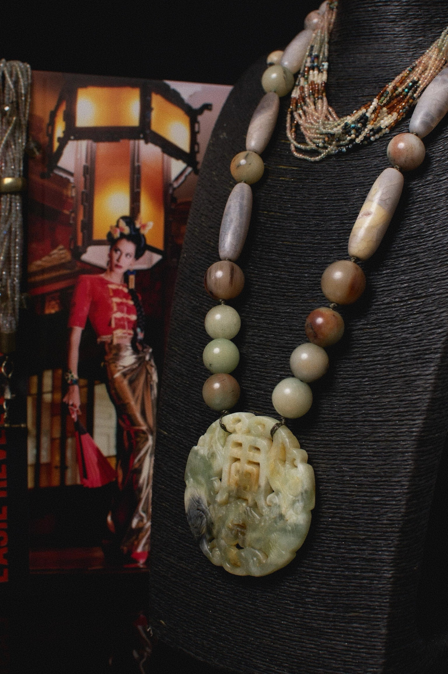 CHINATOWN — авторская коллекция украшений Евгении Миловидовой. EUGENIKA JEWELS — Идеальные украшения для избранных