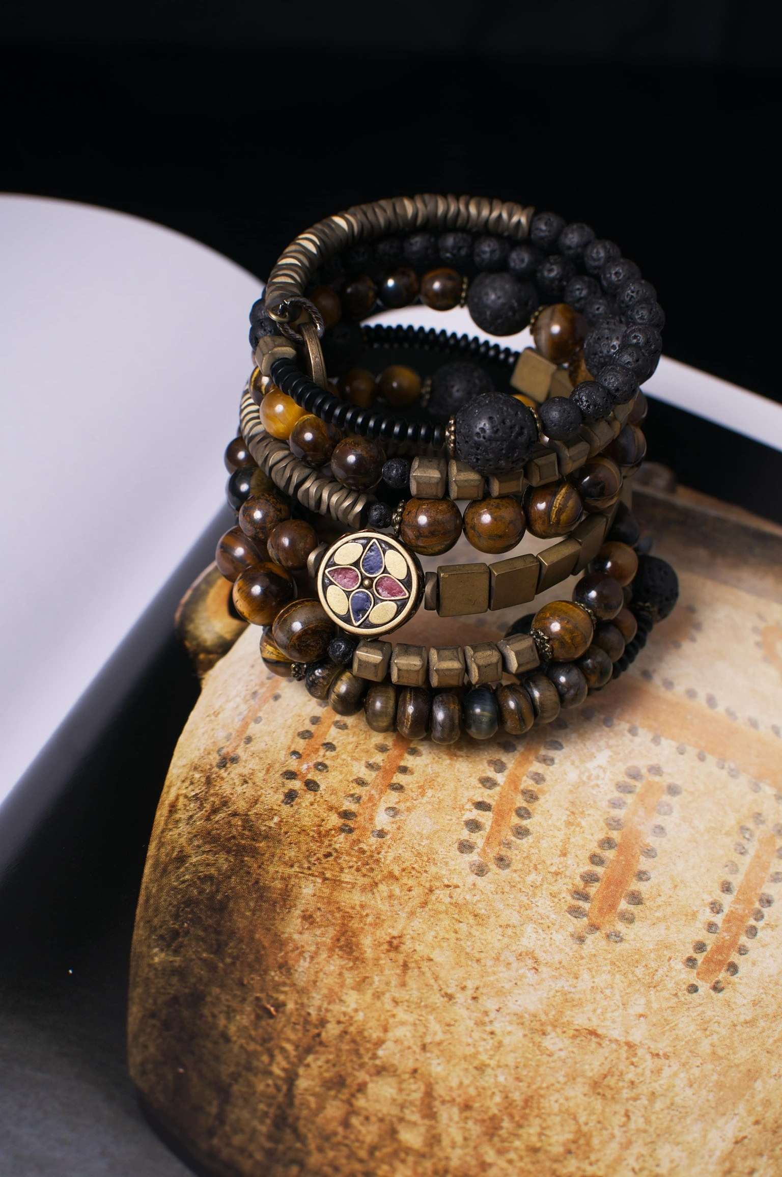 NOMAD — авторская коллекция Евгении Миловидовой. EUGENIKA JEWELS — Идеальные украшения для избранных