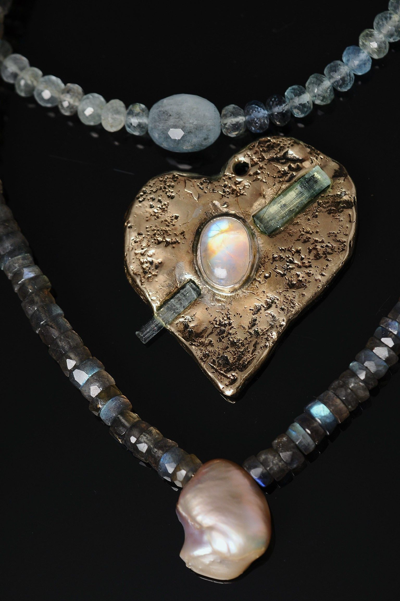 Ode aux sens — коллекция авторских кулонов. EUGENIKA JEWELS — Идеальные украшения для избранных