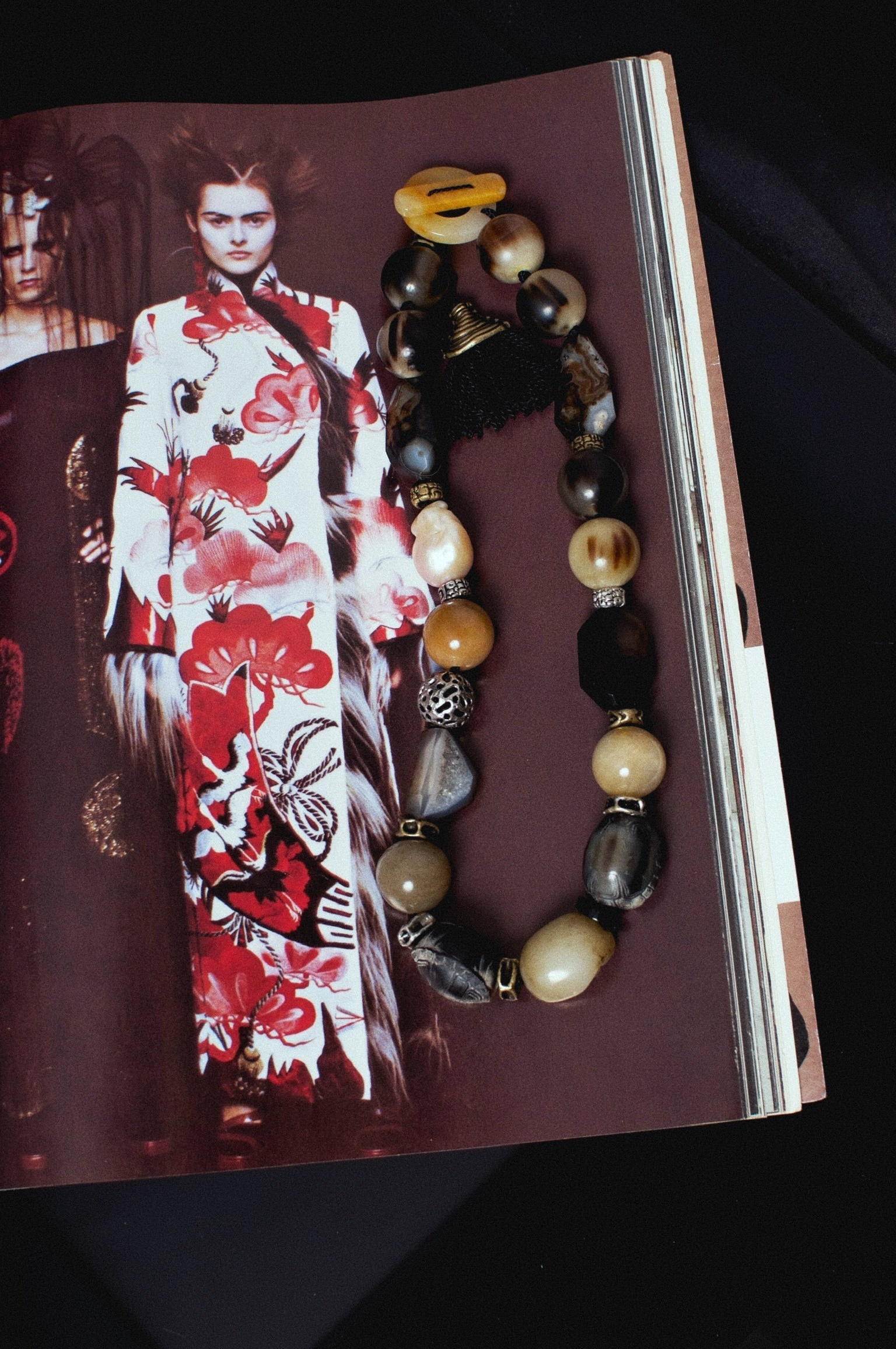 CHINATOWN — авторская коллекция украшений Евгении Миловидовой. EUGENIKA JEWELS — Идеальные украшения для избранных