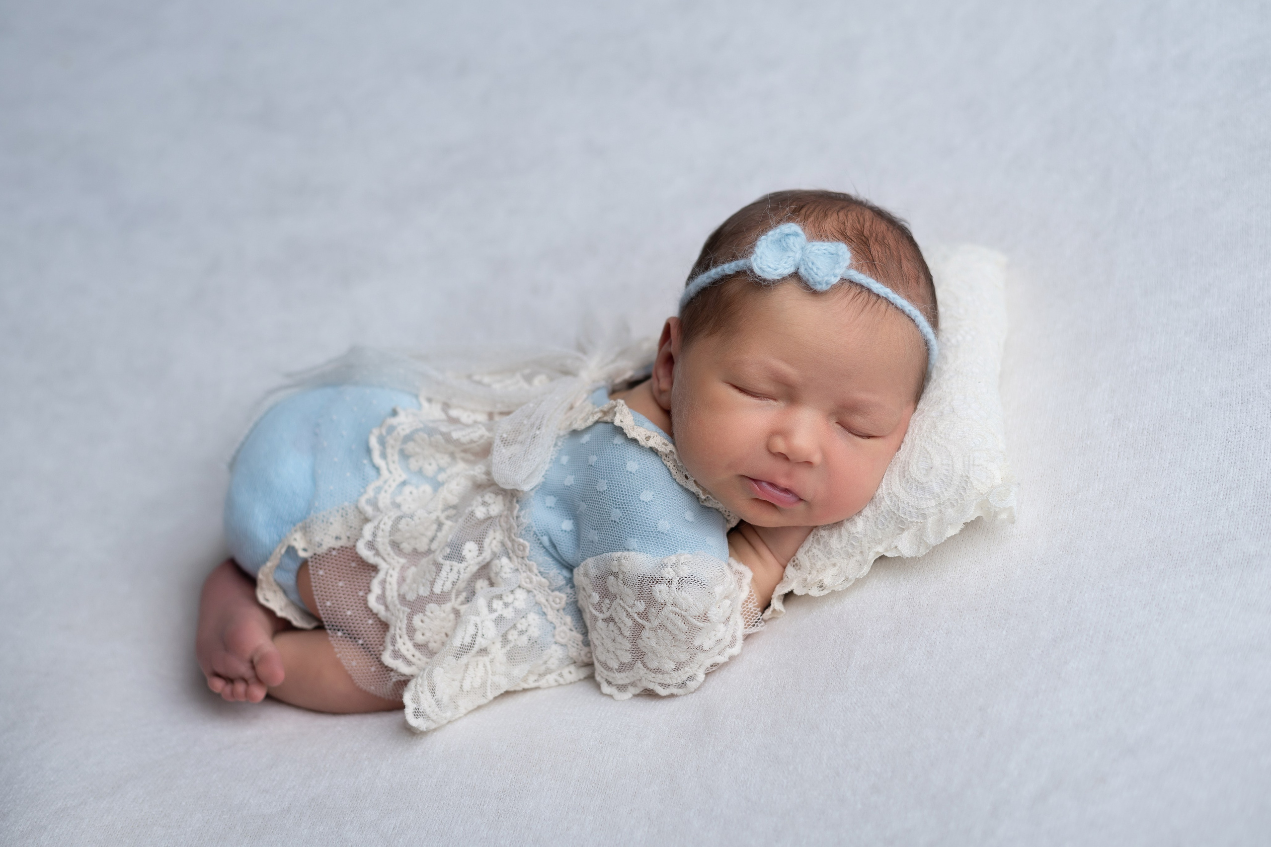 Гардероб девочки. Фотограф новорожденных в Екатеринбурге Анастасия Карманова