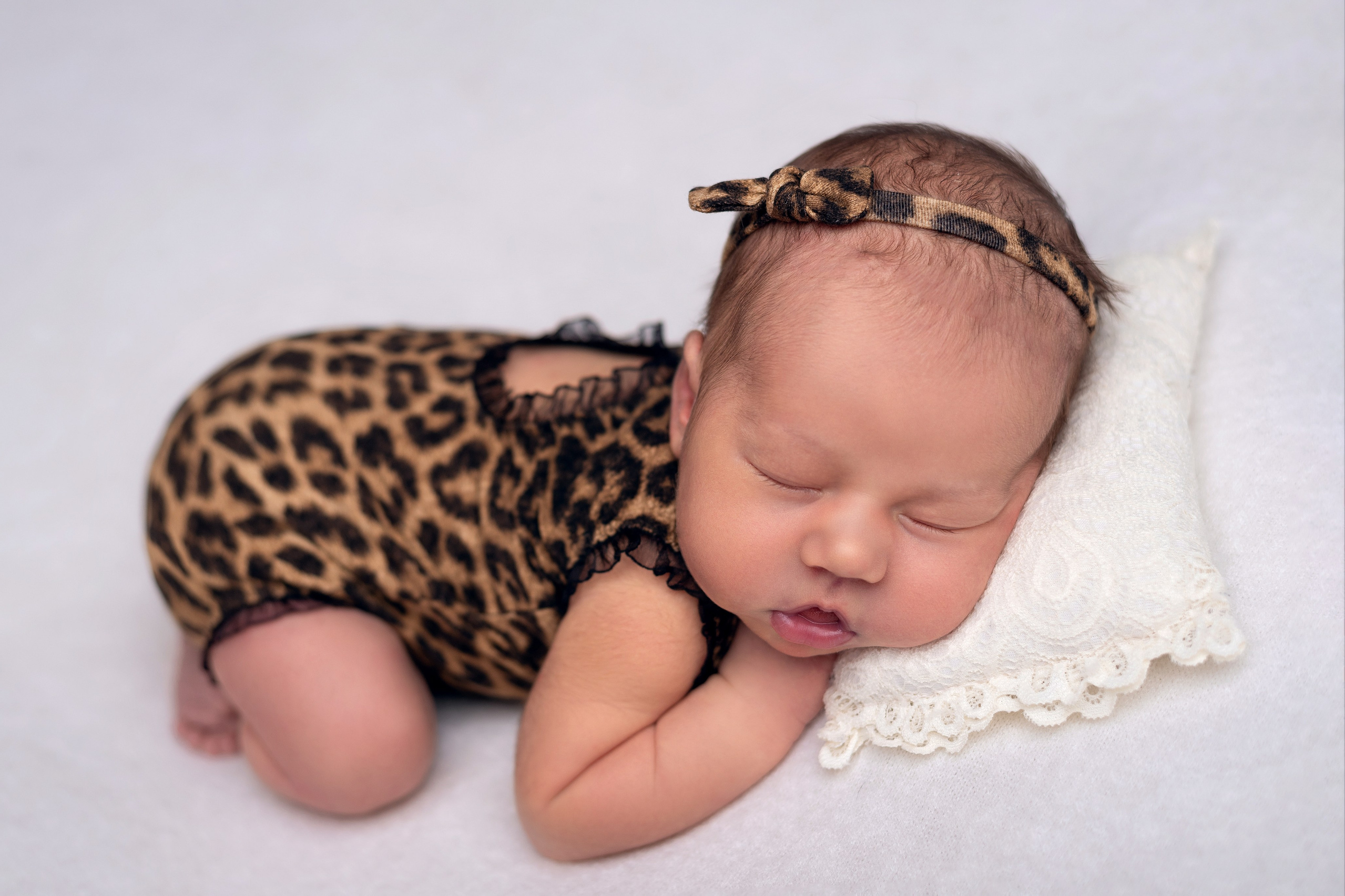 Гардероб девочки. Фотограф новорожденных в Екатеринбурге Анастасия Карманова