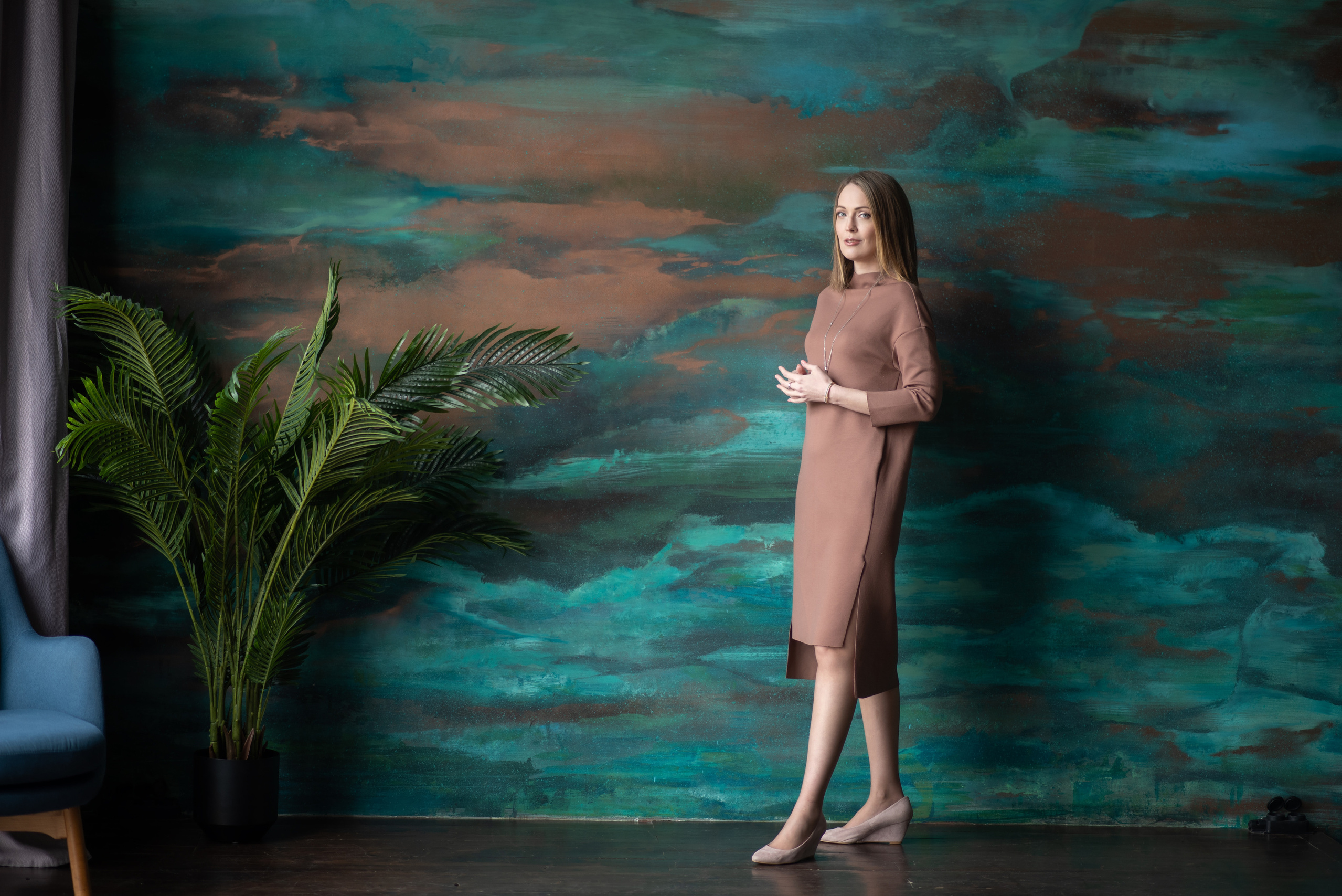 Деловая фотосессия для женщин в студии Москва