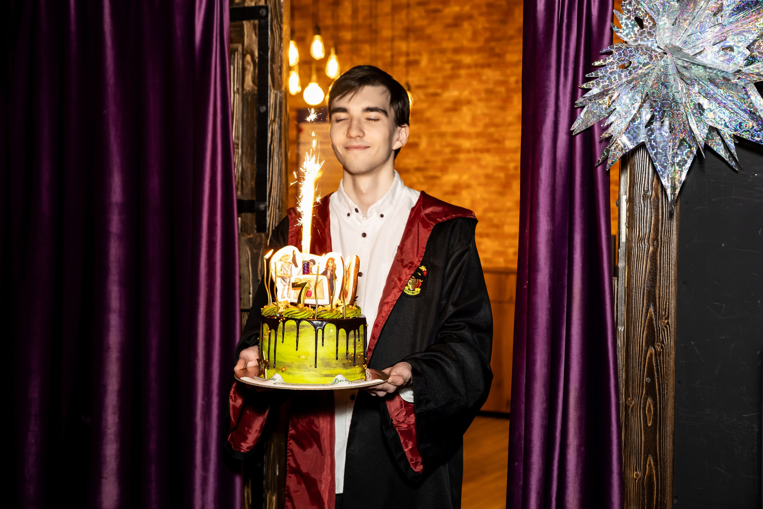 Семейный фотограф, фотопрогулка, фотосессия в парке,  семейная фотосессия