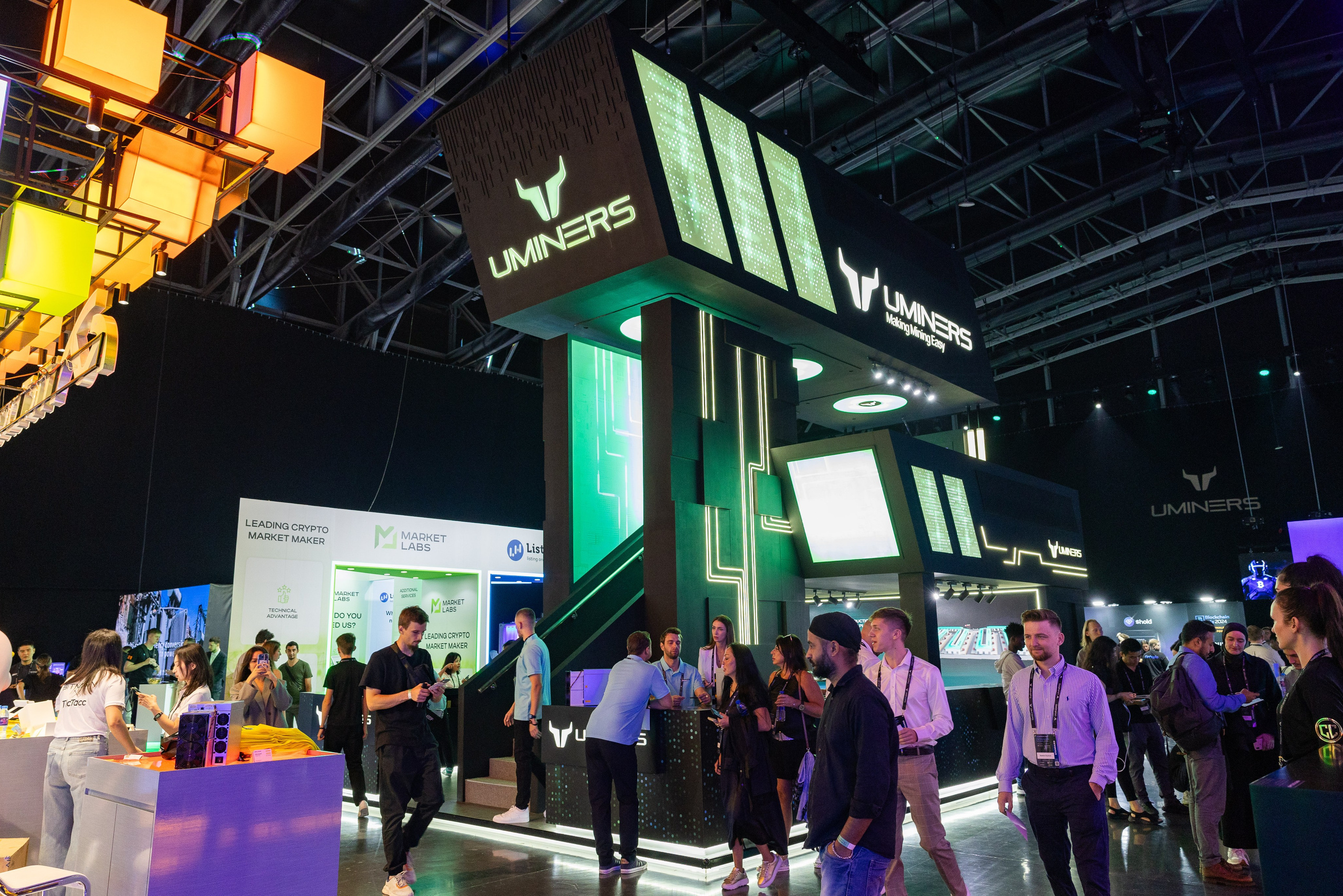 Professional photographer in Dubai (UAE) Davletberdin Ruslan