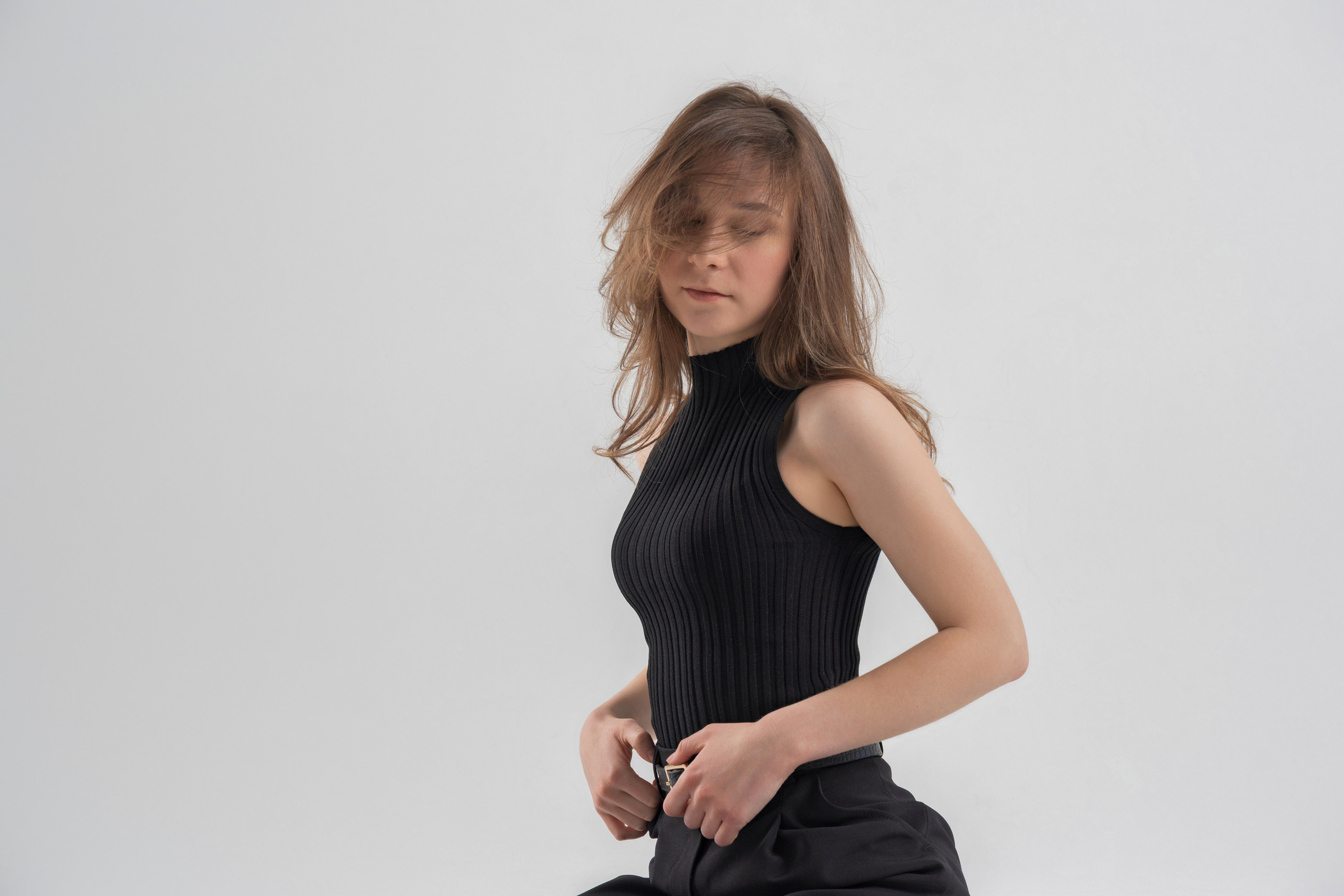 Подробный гайд по позированию для женской фотосессии. Портретный фотограф в Москве Фарид Леонов