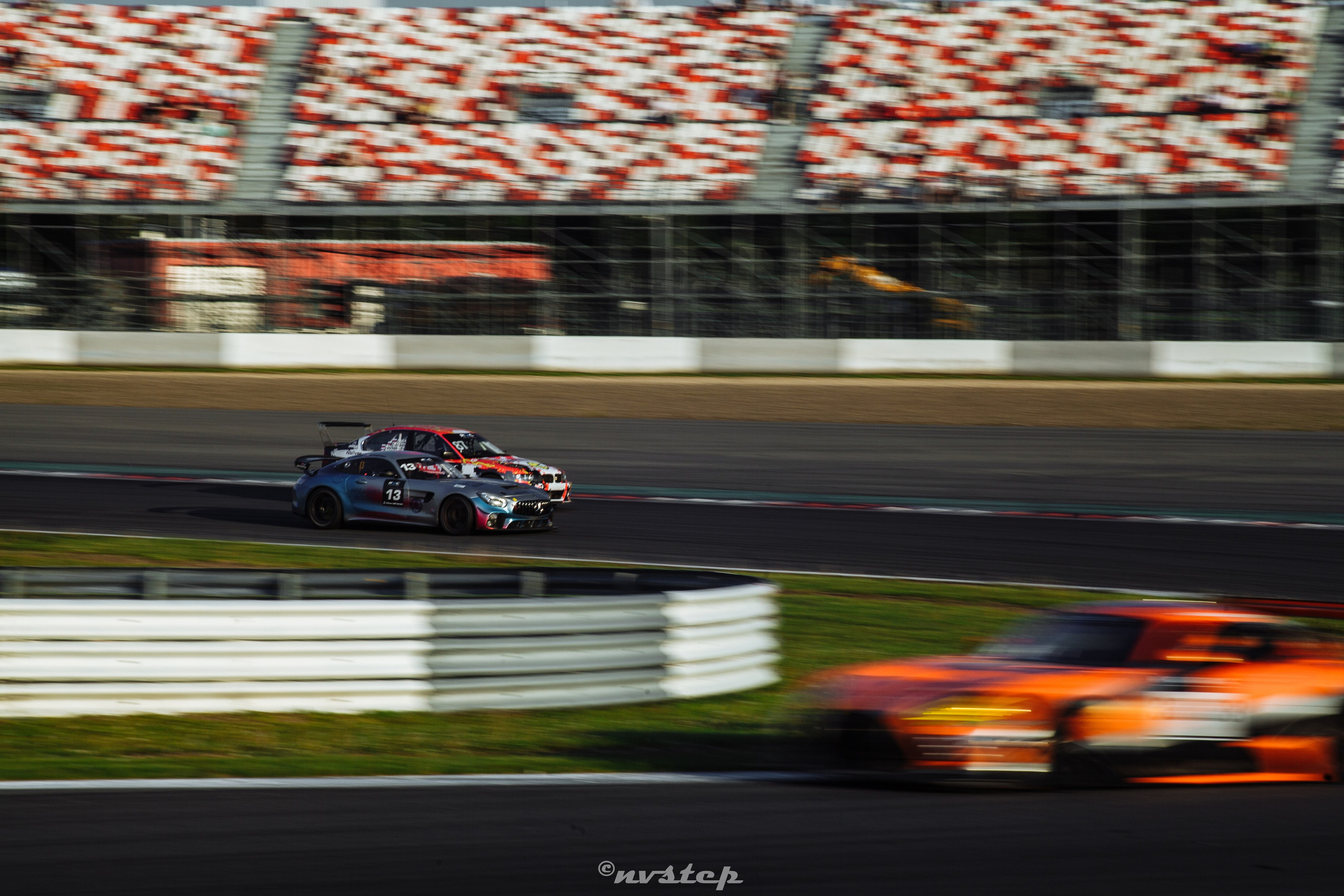 Российская серия гонок на выносливость ярко открыла сезон гонкой Гран-при Авто Mail. Мультижанровый фотограф в Москве Наталия Степанова