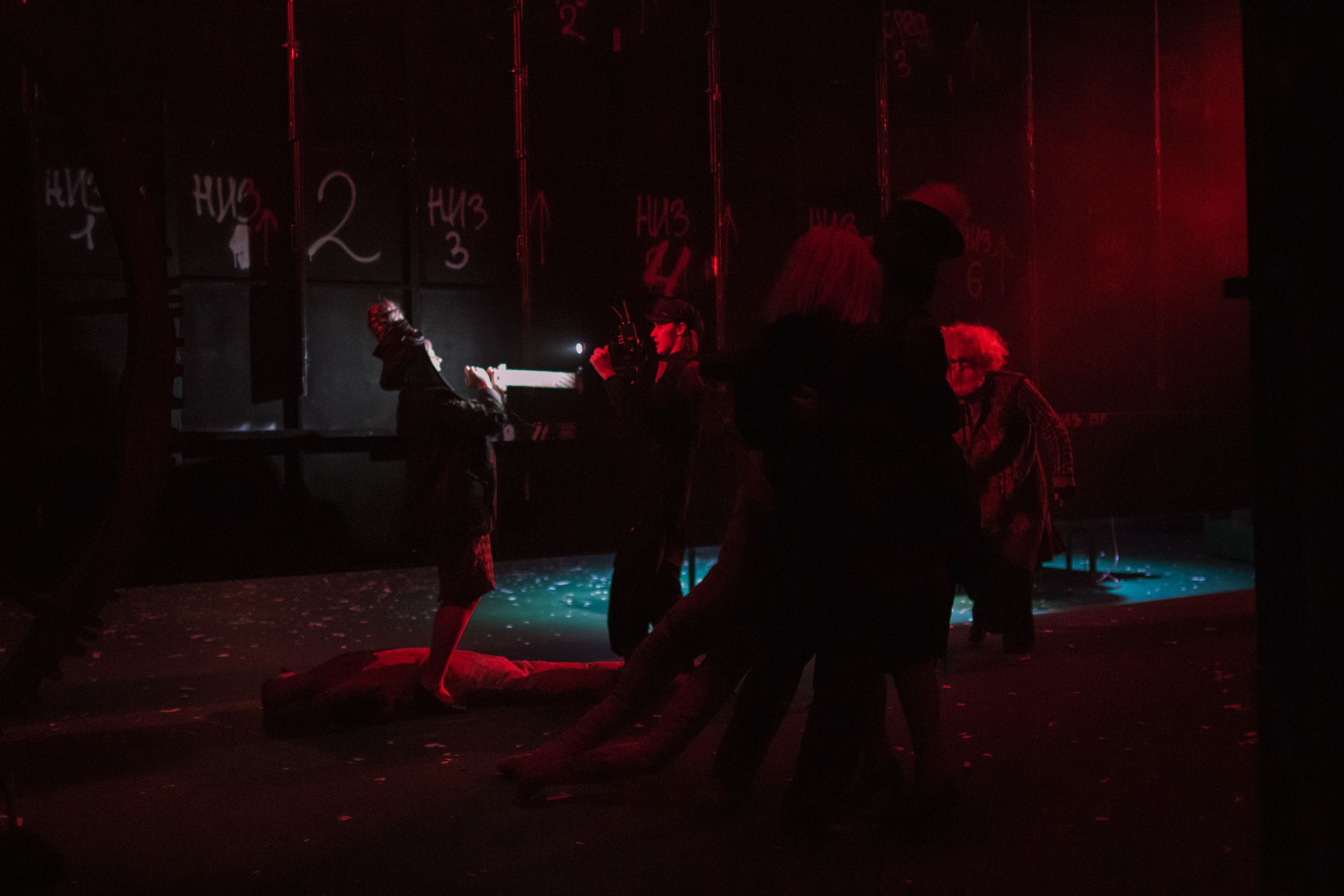 Документальный фотопроект в Александринском театре. Юля Мурашова портретный и документальный фотограф