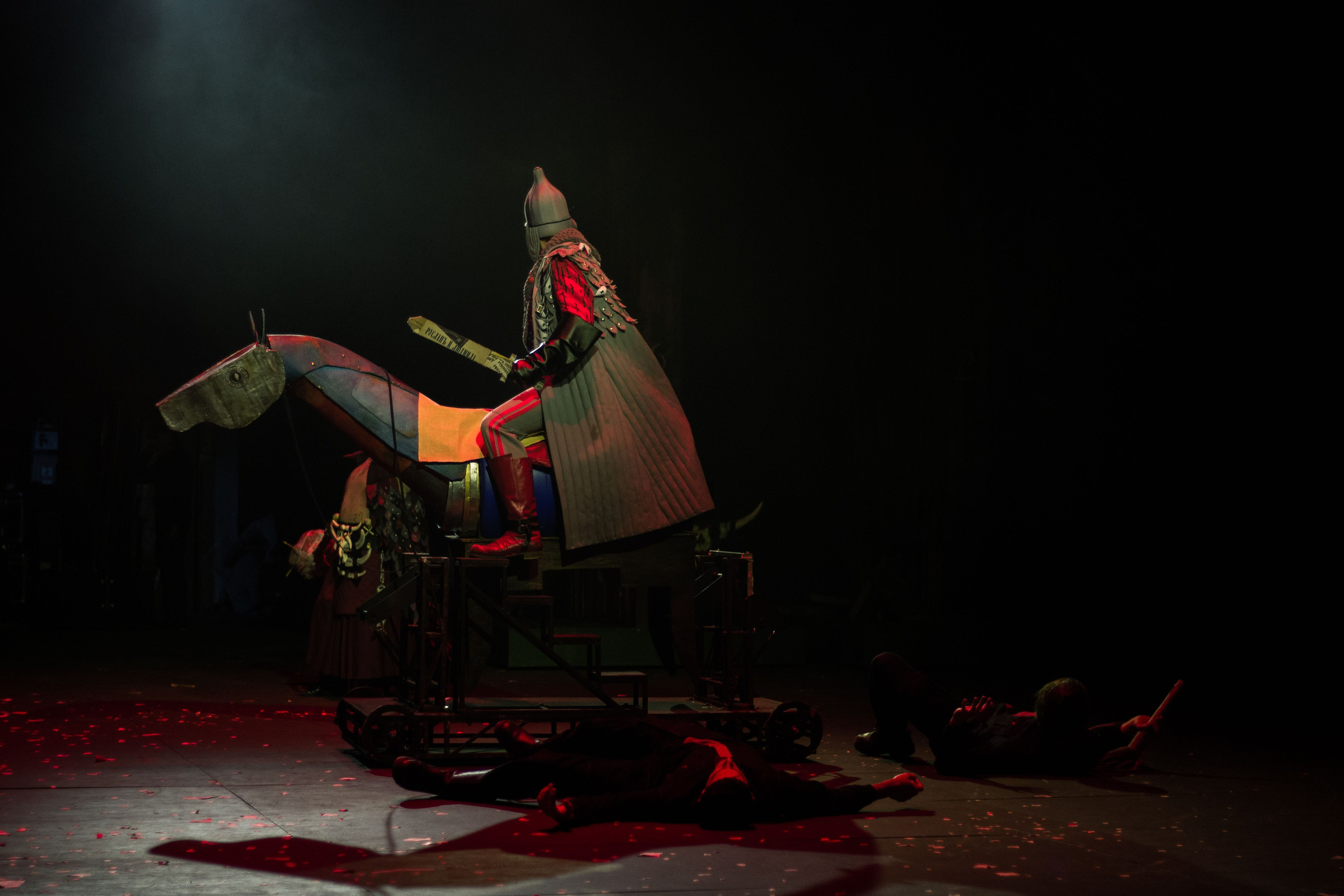 Документальный фотопроект в Александринском театре. Юля Мурашова портретный и документальный фотограф