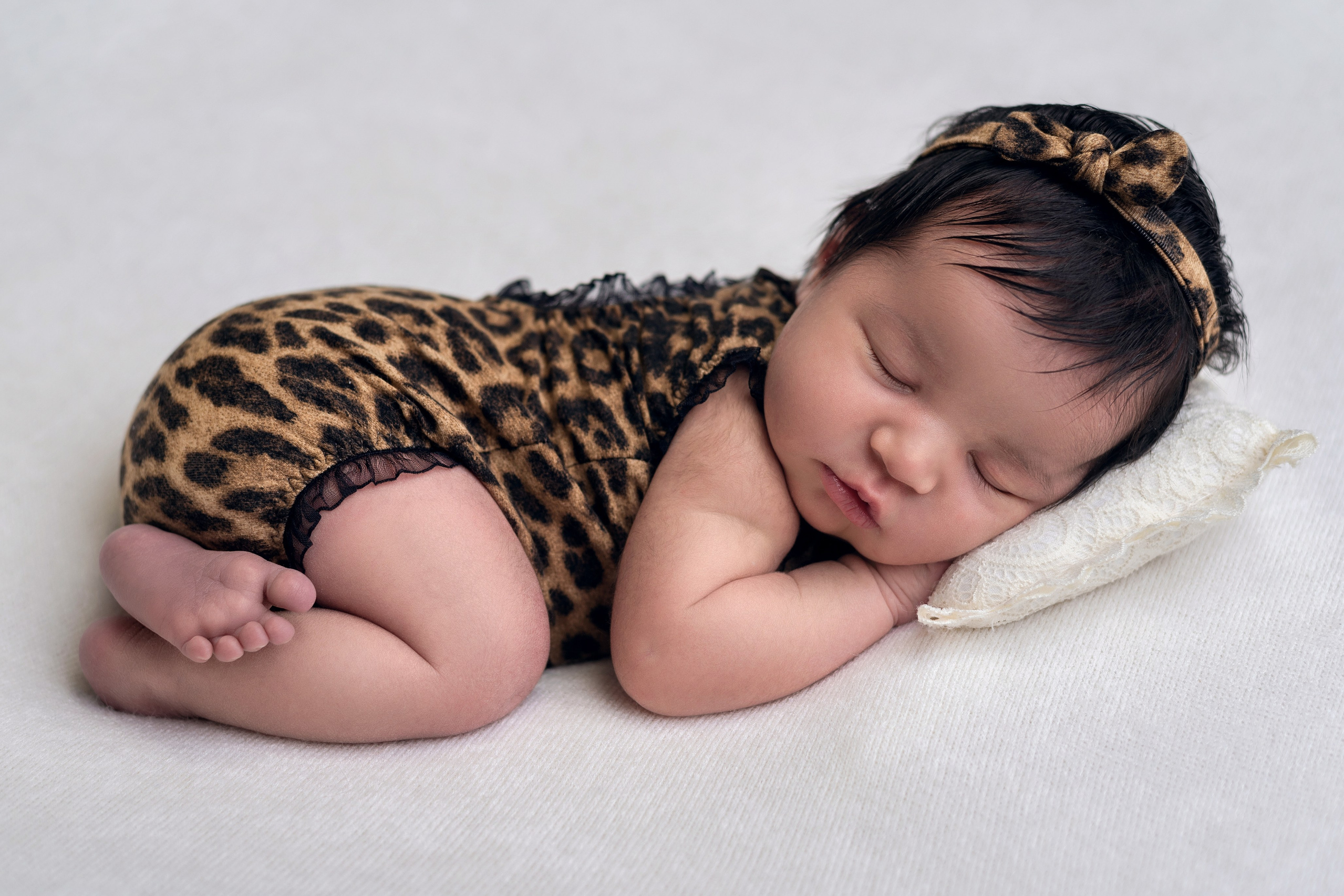 Гардероб девочки. Фотограф новорожденных в Екатеринбурге Анастасия Карманова