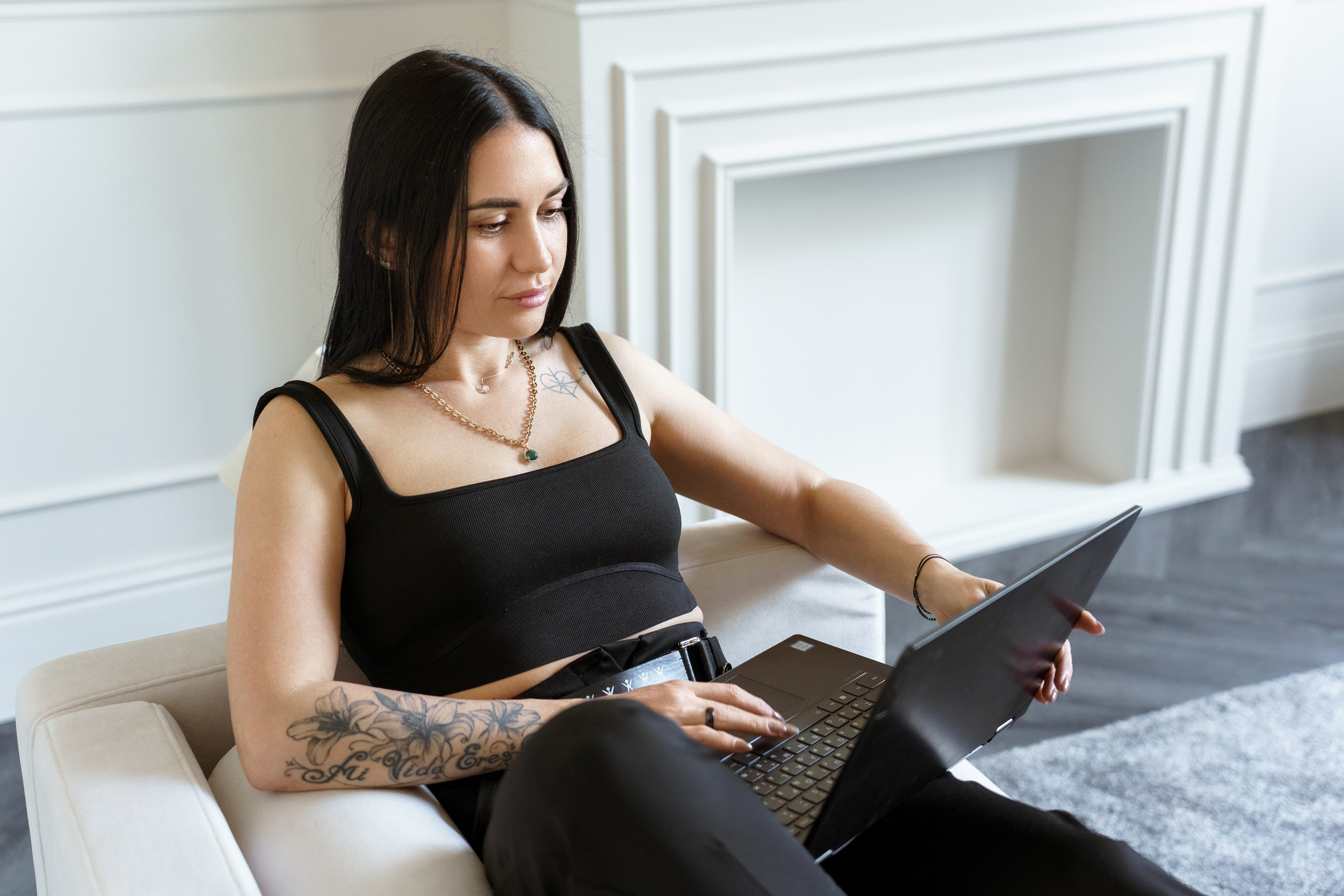 Контакты. Фотограф в Крыму Татьяна Барицкая ЕНОТИКА