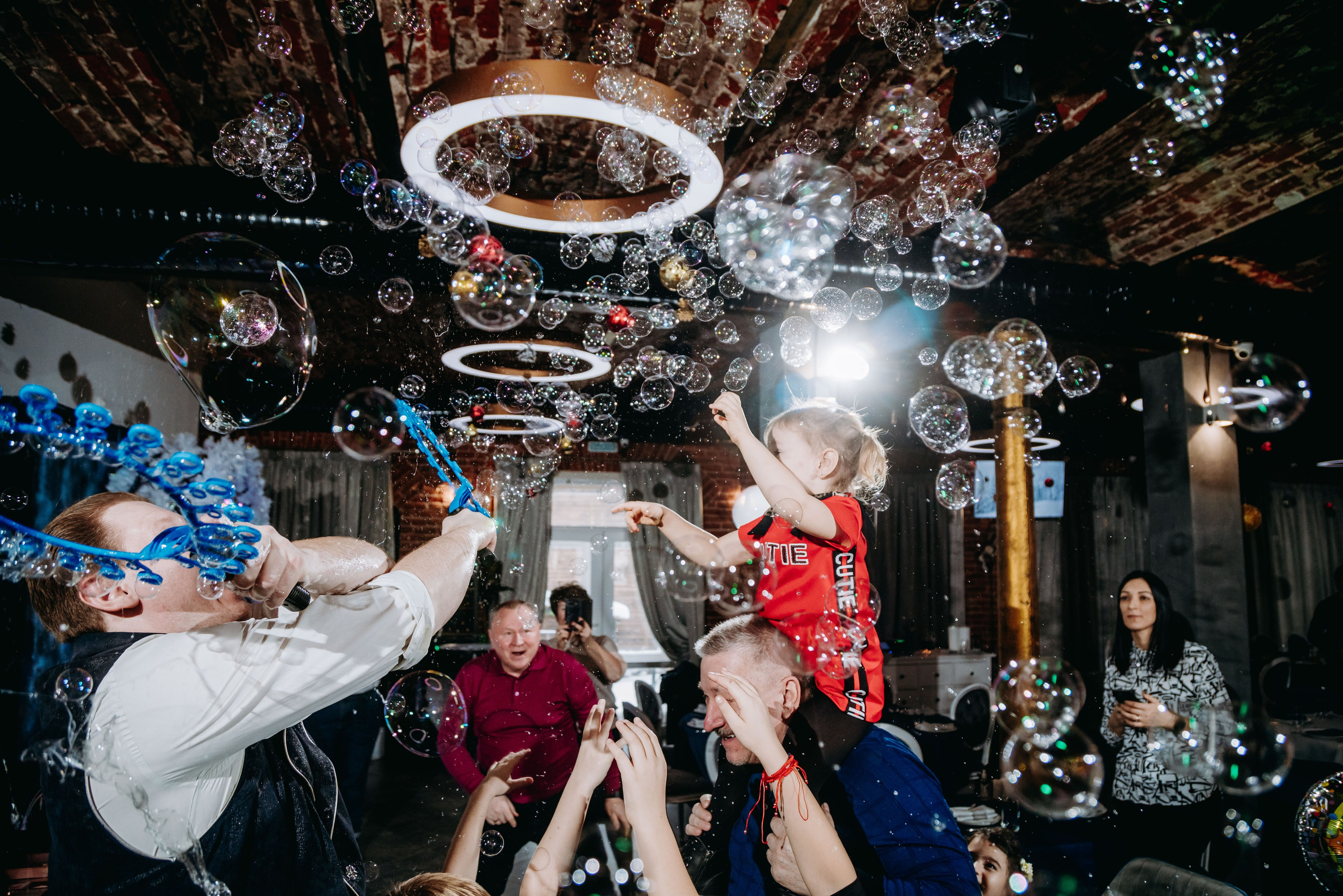 Шоу мыльных пузырей Саратов. Шоу программы Владимира Куликова