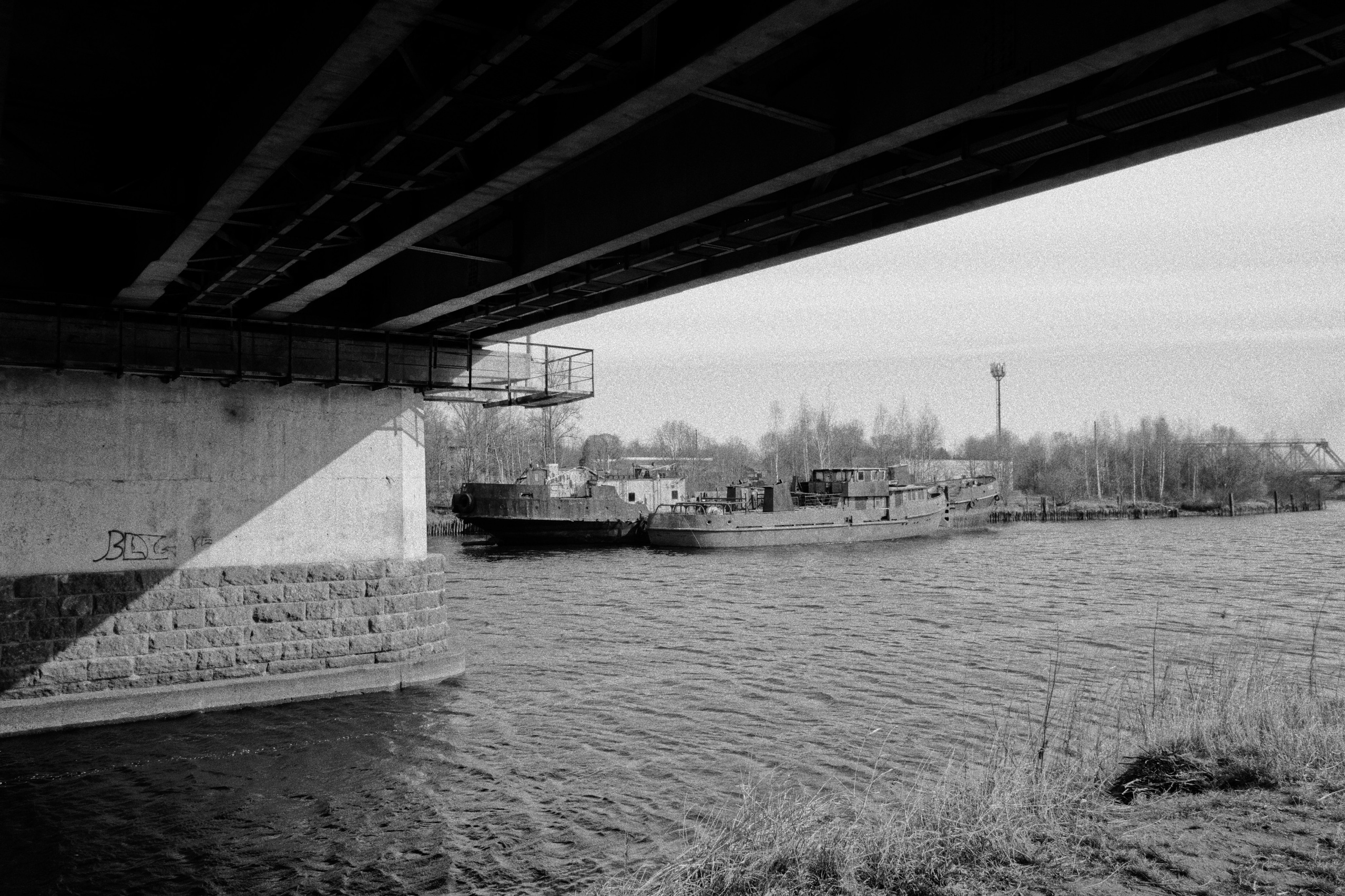 Отрадное — дрейф «система 22». Роман Ходырев — художник, фотограф, музыкант, эзотериолог. Санкт-Петербург, Рига