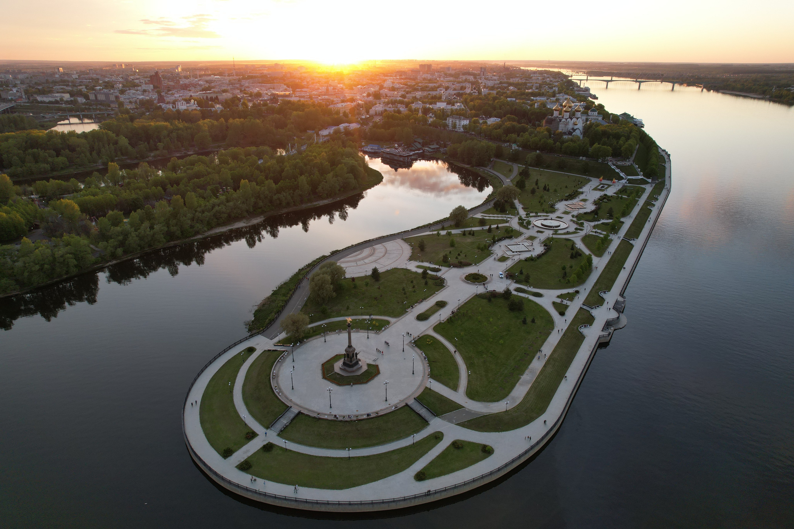 Наша визитка. Фото и видеосъёмка в Ярославле | Грибов Медиа контент студия  — от 2500 ₽/час