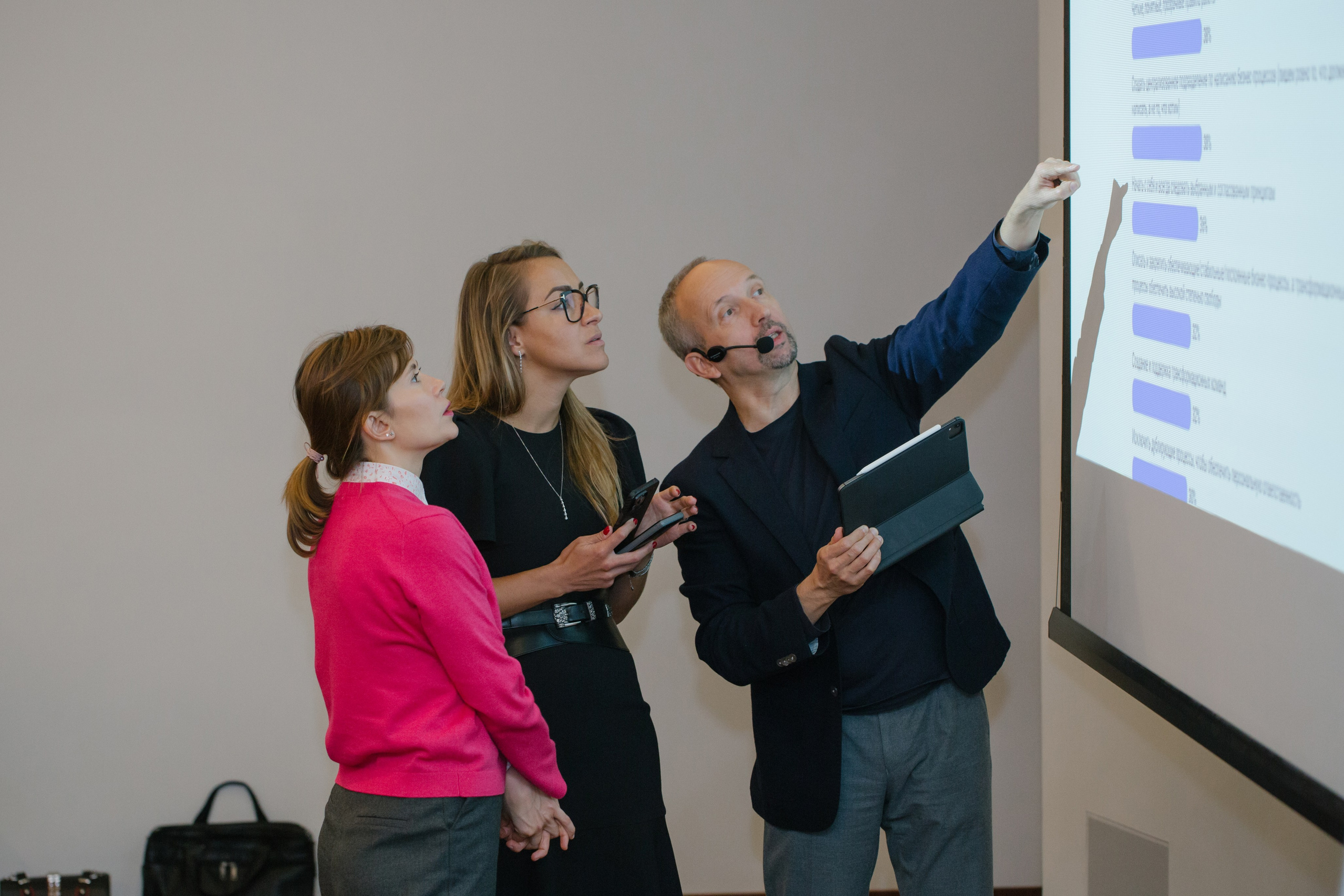 Фотограф Алексей Байков: репортажная, деловая и интерьерная фотосъёмка